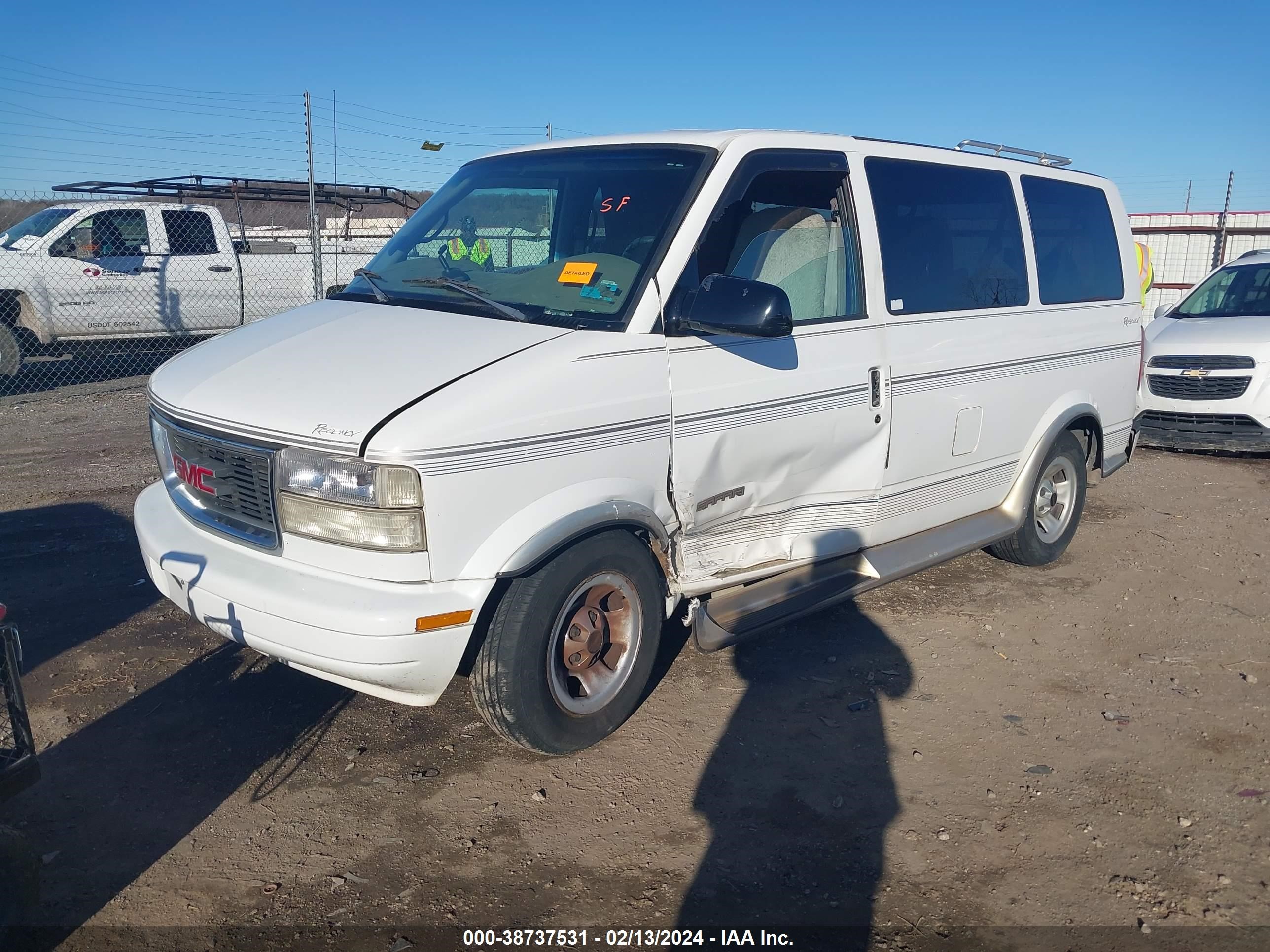 Photo 1 VIN: 1GDDM19WXXB508764 - GMC SAFARI 