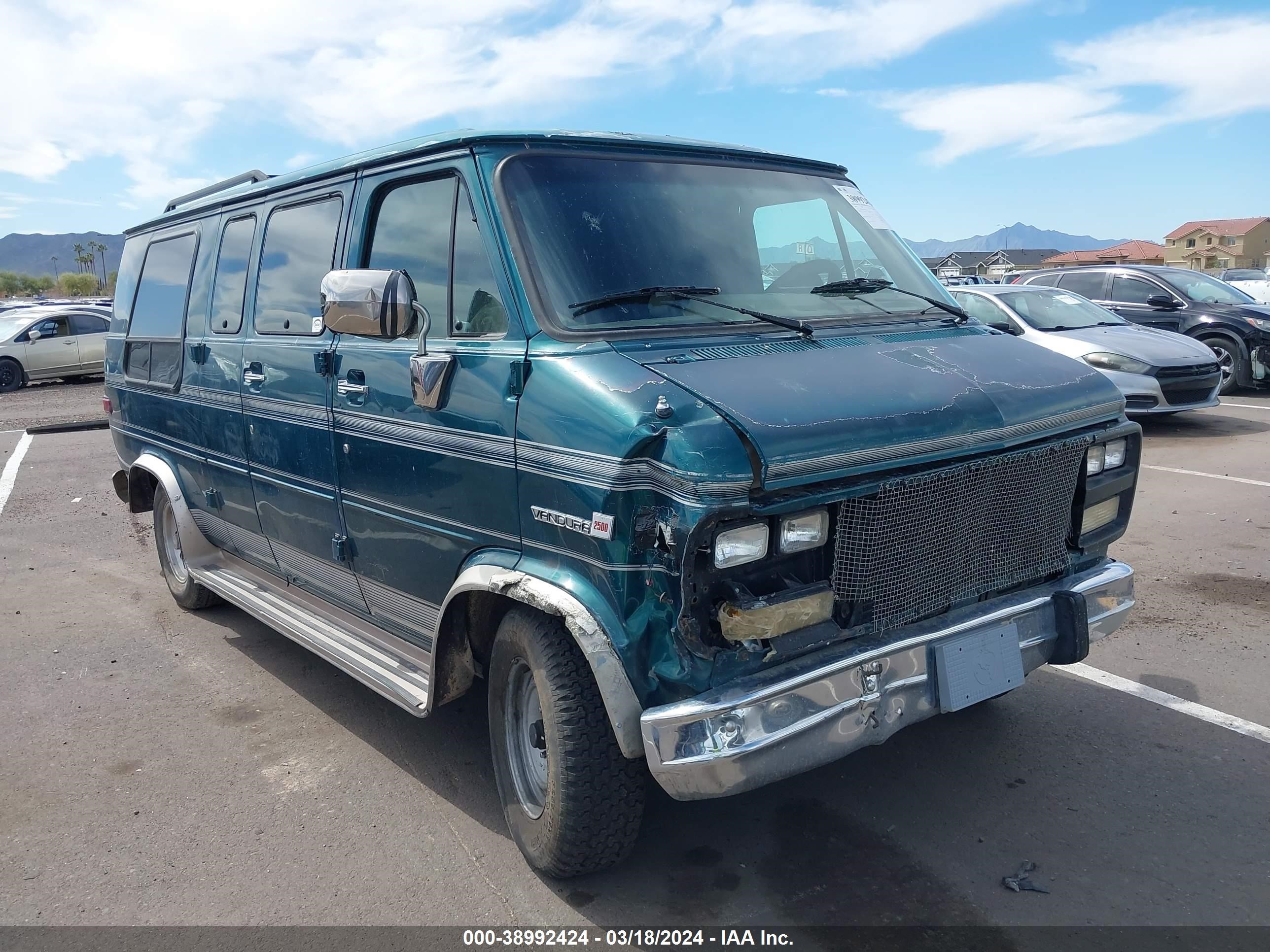 Photo 5 VIN: 1GDEG25KXSF557162 - GMC RALLY WAGON 