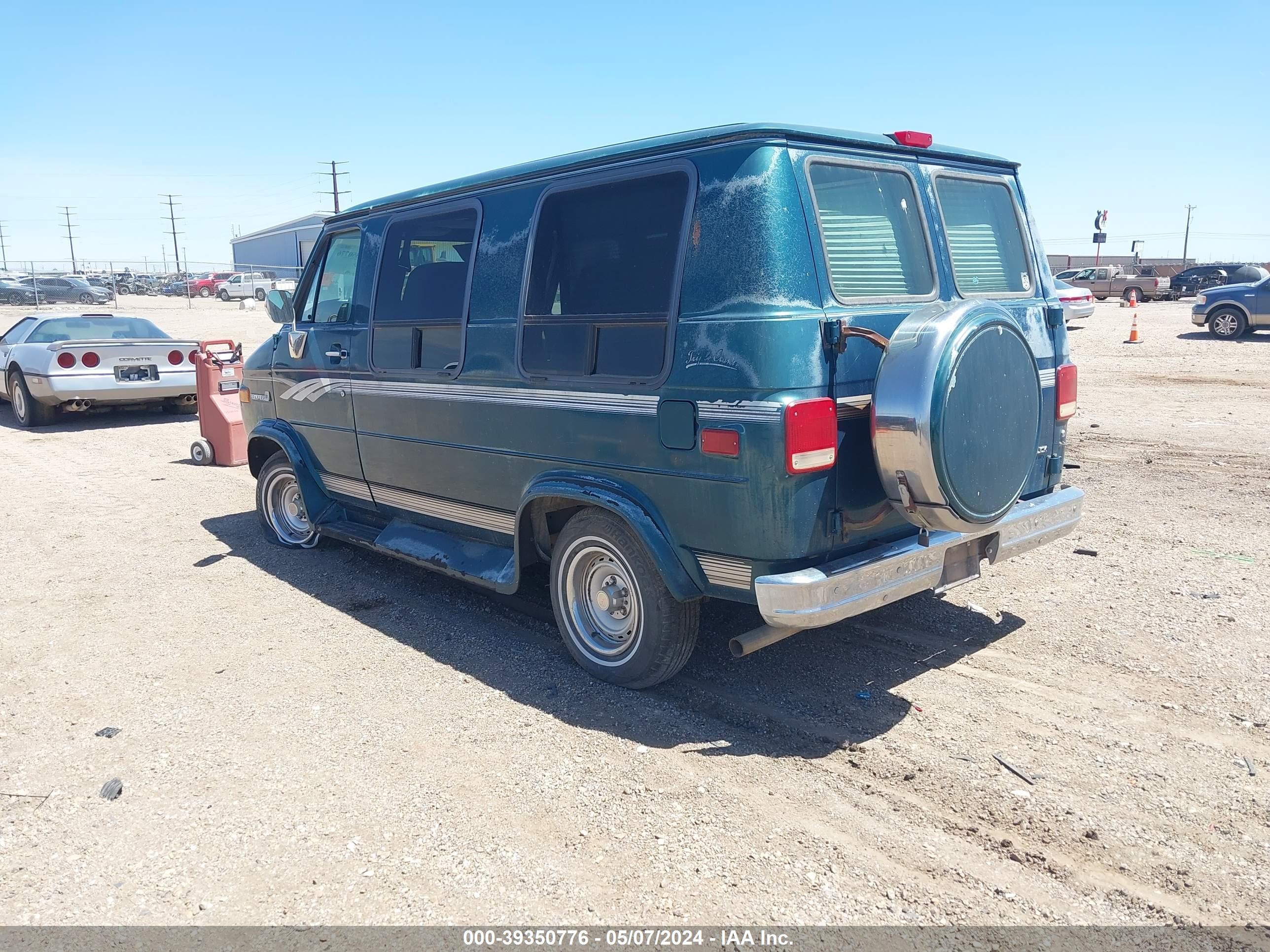 Photo 2 VIN: 1GDEG25Z6SF506108 - GMC RALLY WAGON 