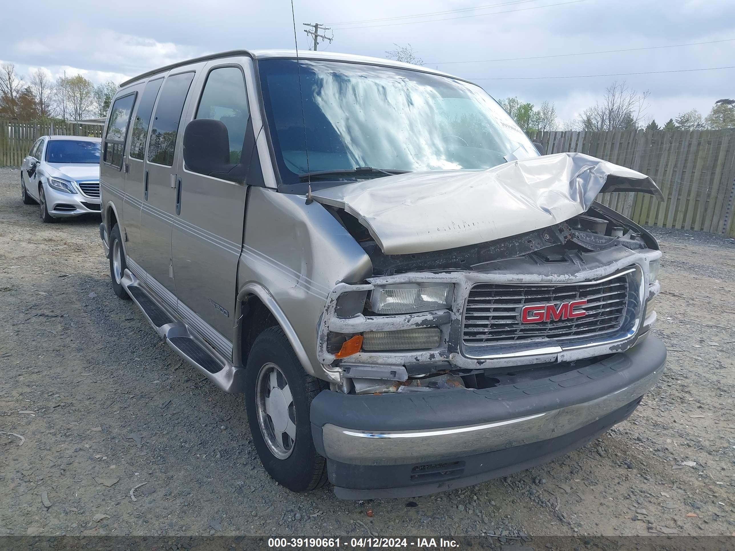 Photo 0 VIN: 1GDFG15M421164190 - GMC SAVANA 