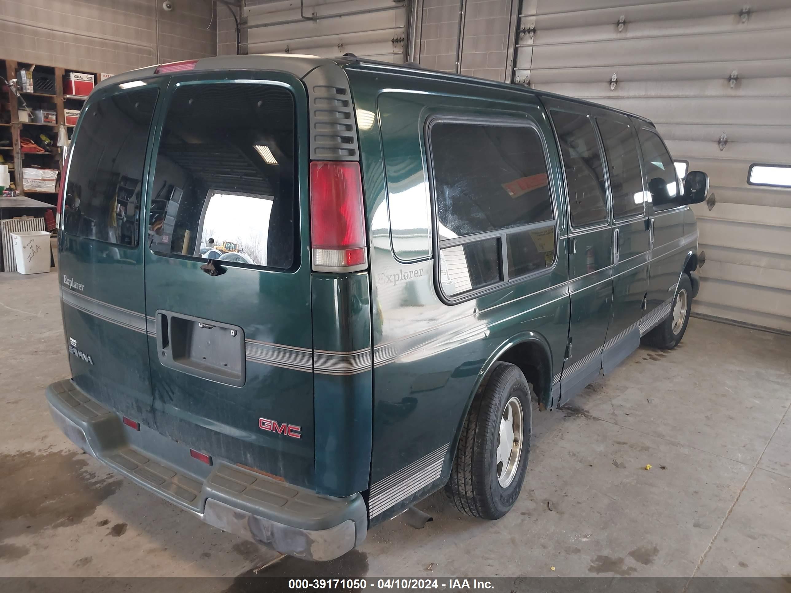 Photo 3 VIN: 1GDFG15M511219146 - GMC SAVANA 