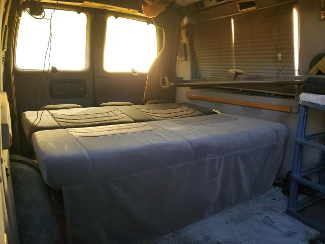 Photo 10 VIN: 1GDFG15M7Y1234659 - GMC SAVANA RV 