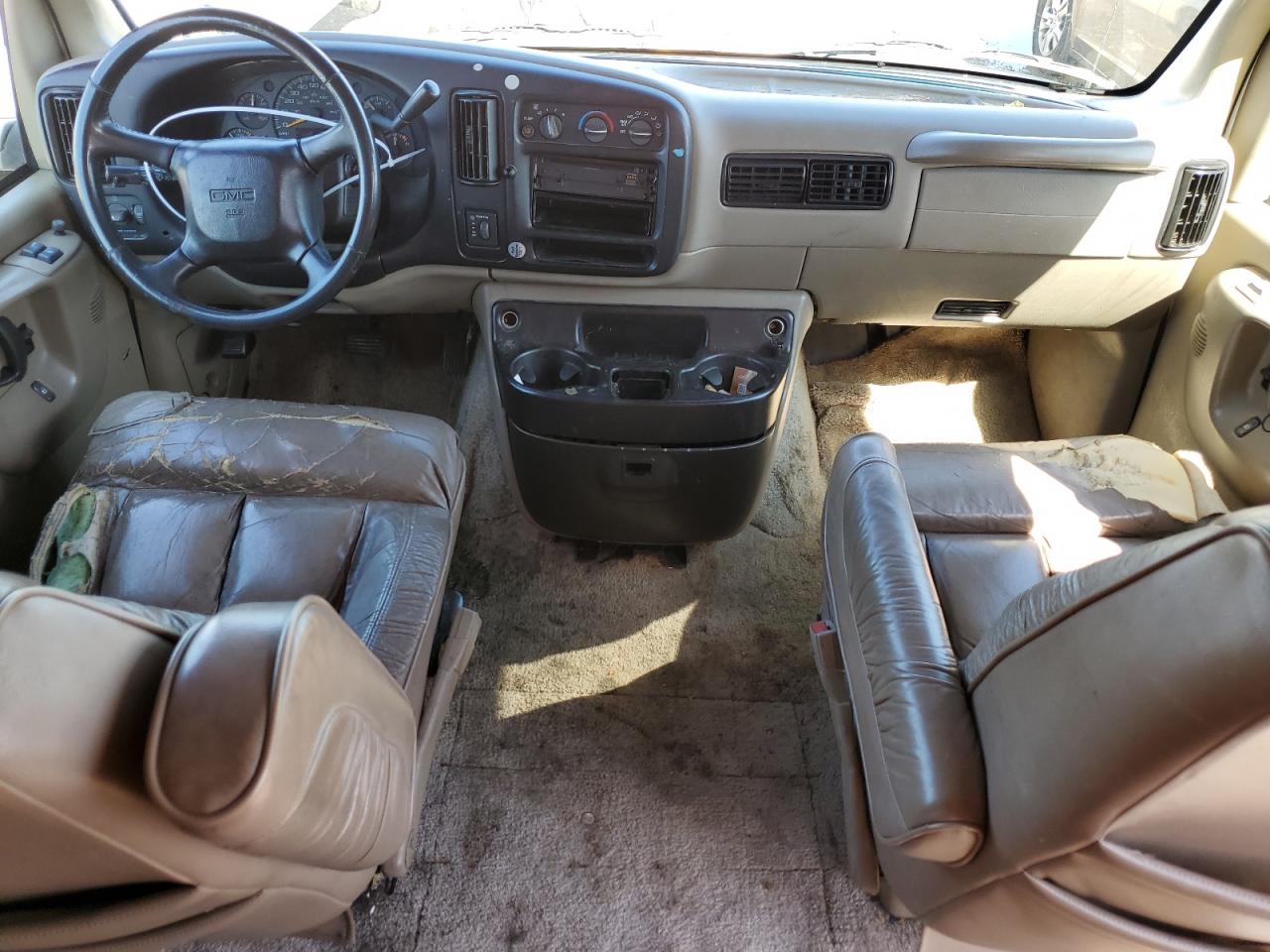 Photo 7 VIN: 1GDFG15R111108184 - GMC SAVANA 