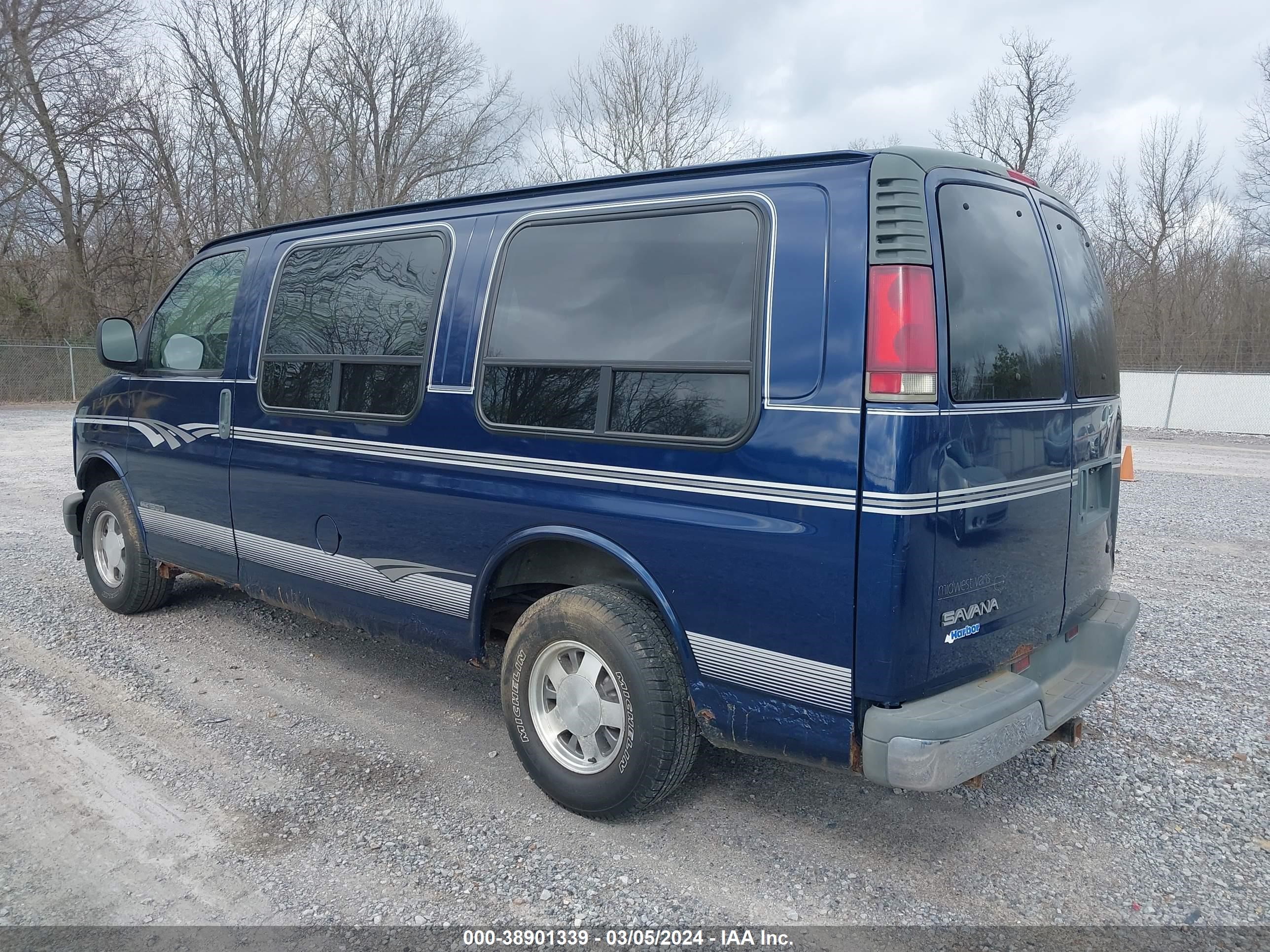 Photo 2 VIN: 1GDFG15R211233307 - GMC SAVANA 