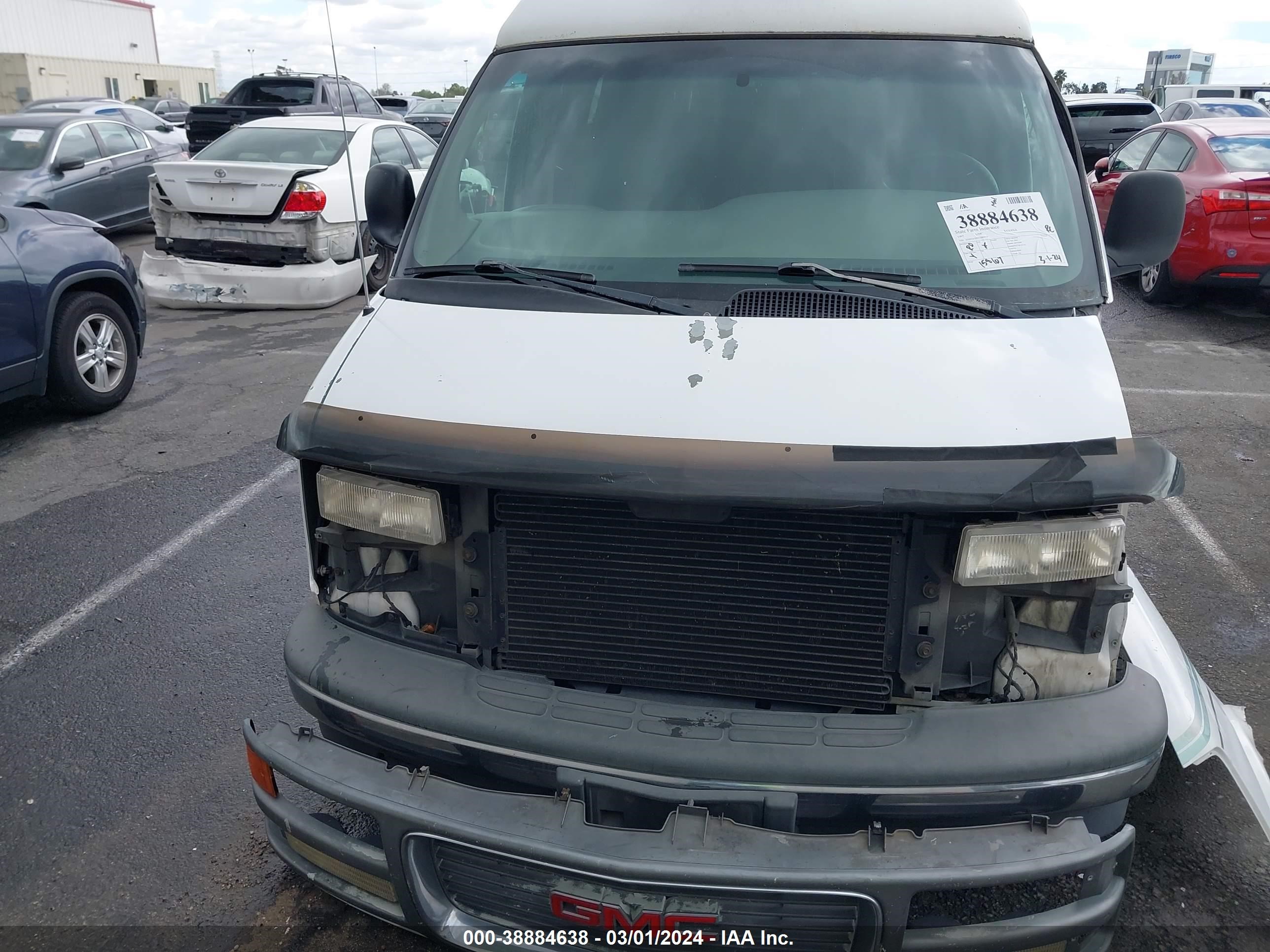 Photo 11 VIN: 1GDFG15R3V1009274 - GMC SAVANA 