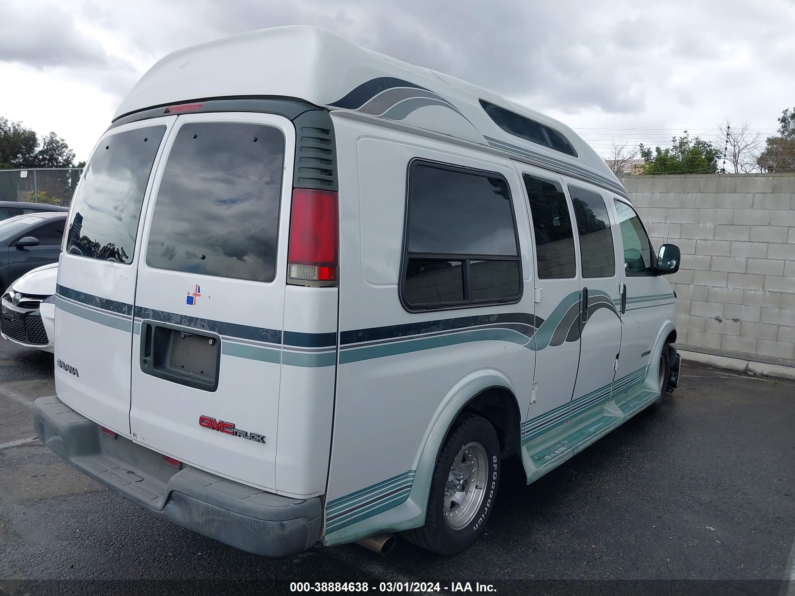 Photo 3 VIN: 1GDFG15R3V1009274 - GMC SAVANA 