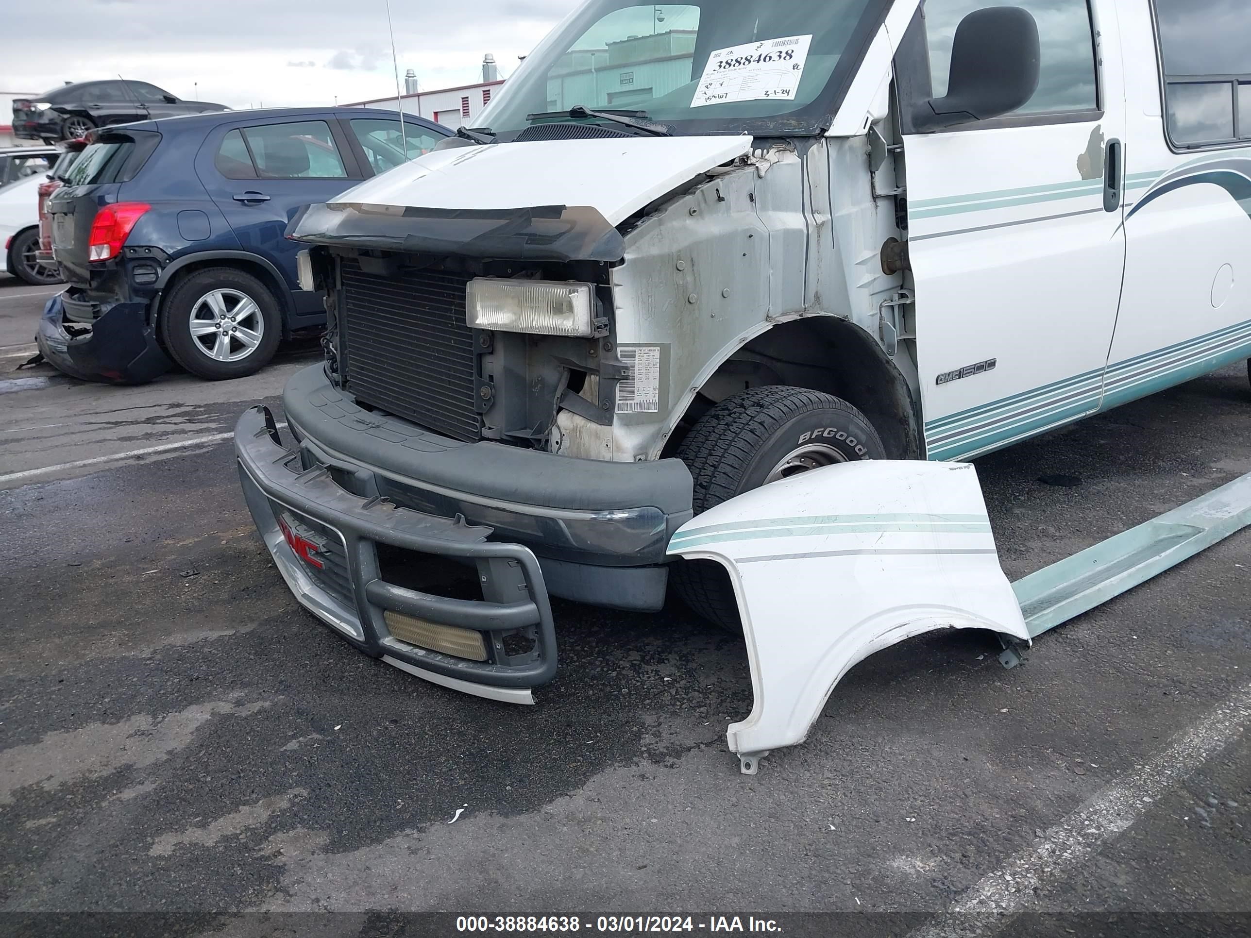 Photo 5 VIN: 1GDFG15R3V1009274 - GMC SAVANA 