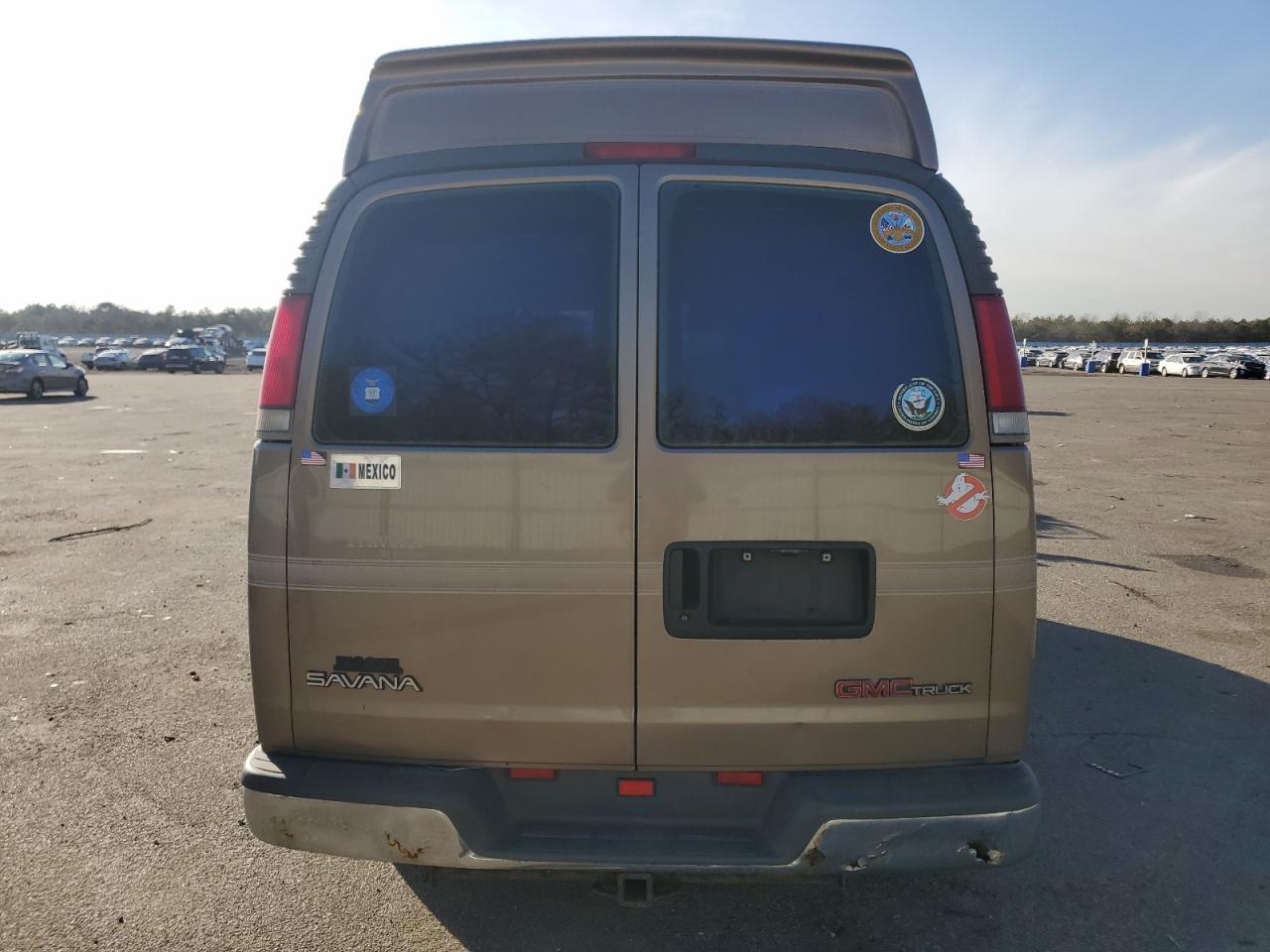 Photo 5 VIN: 1GDFG15R9T1034404 - GMC SAVANA 