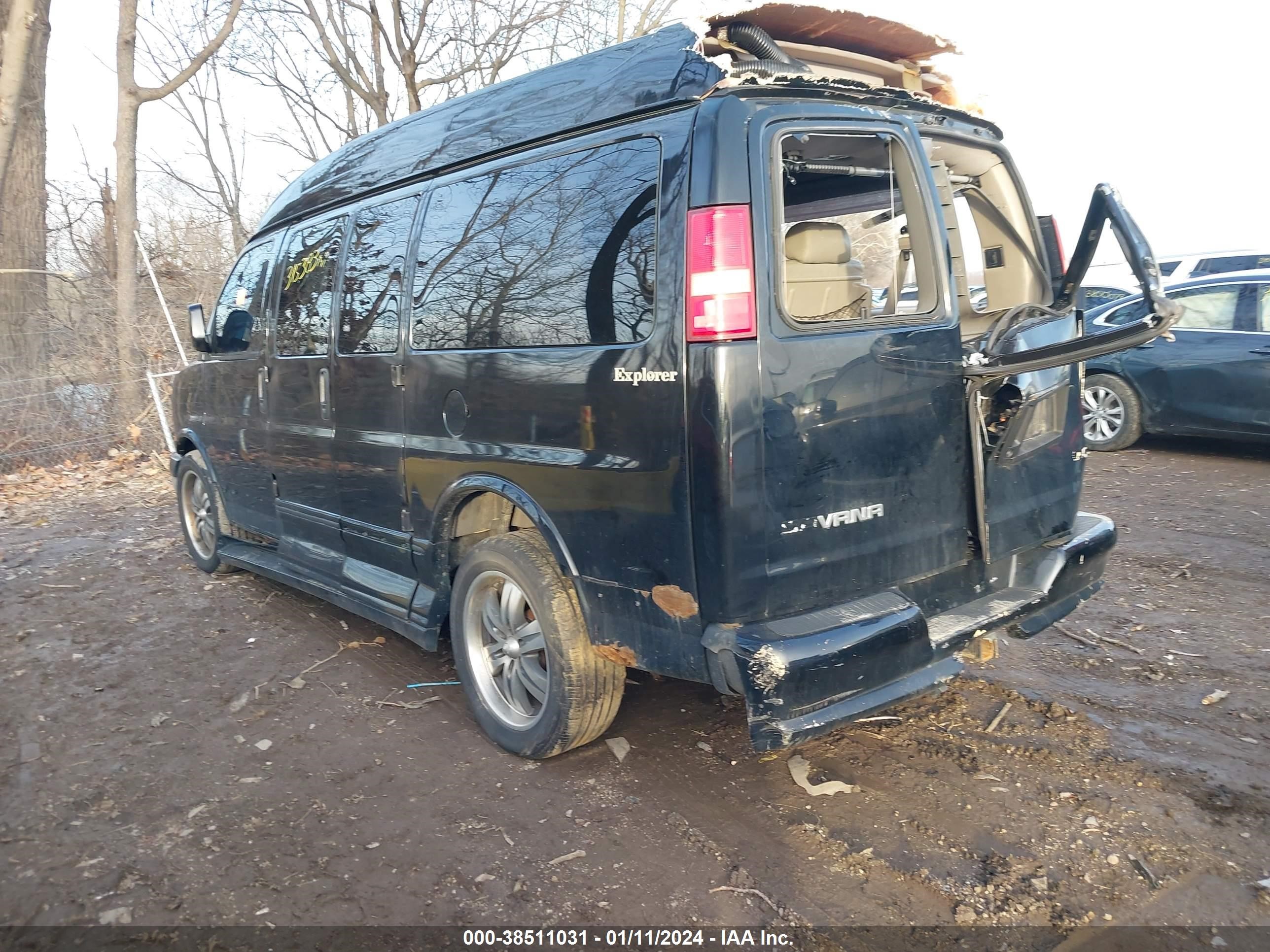 Photo 2 VIN: 1GDFG15T851238156 - GMC SAVANA 