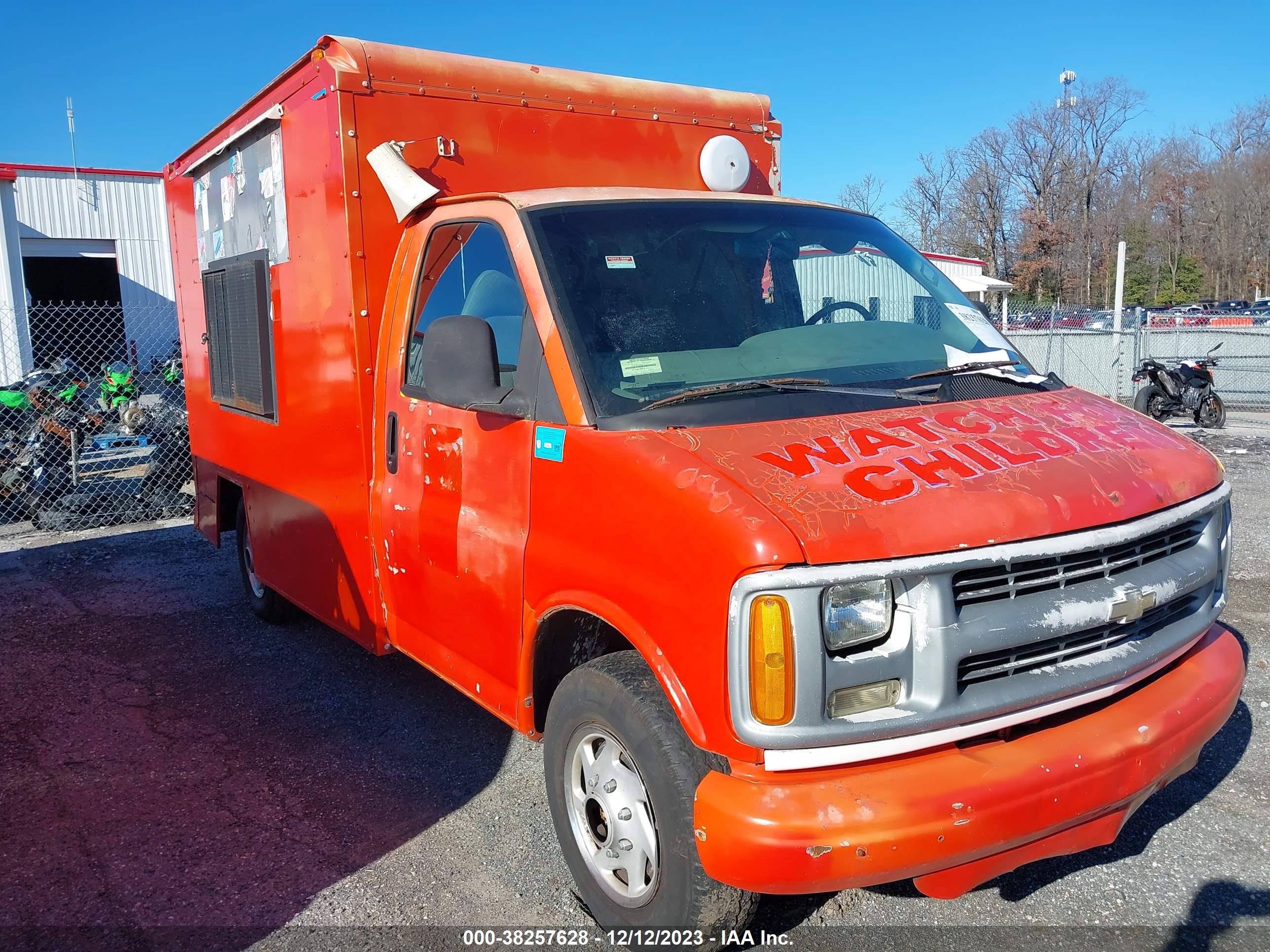 Photo 0 VIN: 1GDGG31W4V1038455 - GMC SAVANA 