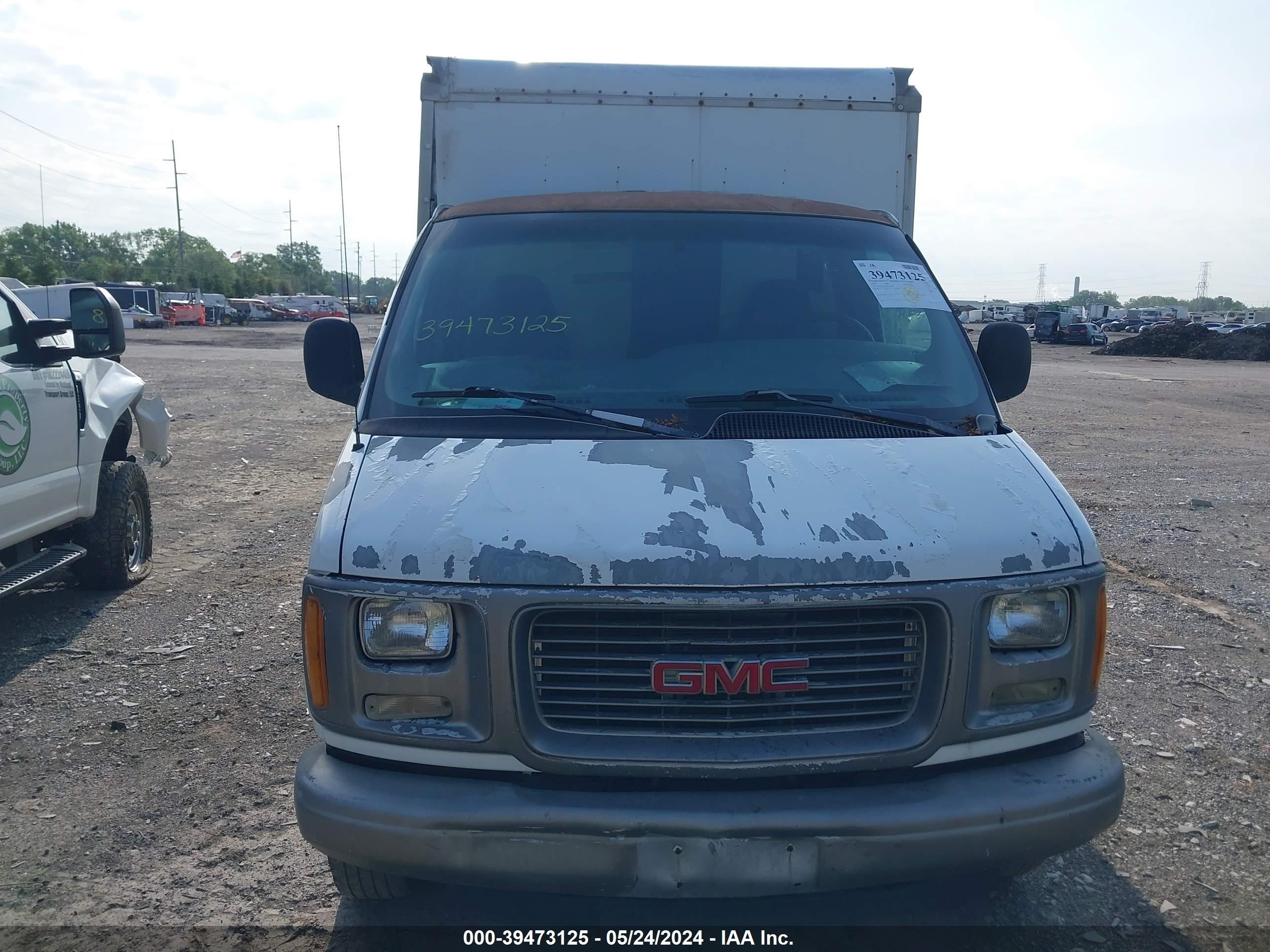 Photo 14 VIN: 1GDGG31W7W1023997 - GMC SAVANA 