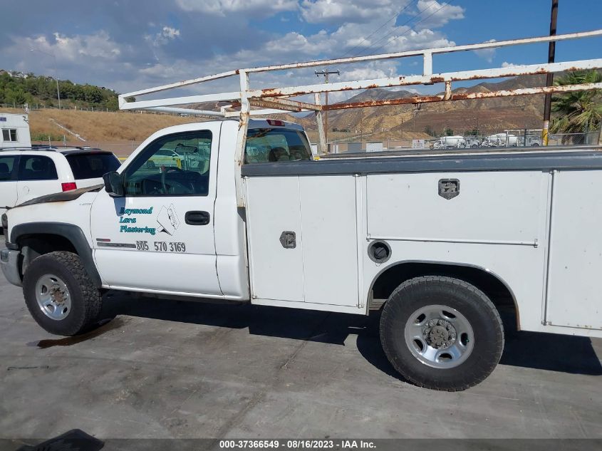 Photo 13 VIN: 1GDHC24265E226759 - GMC SIERRA 