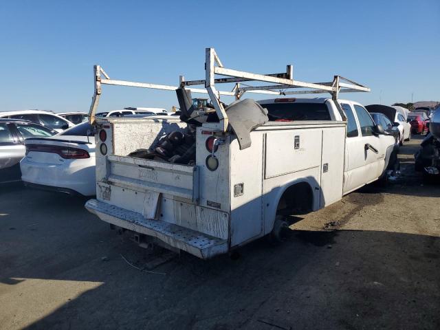 Photo 2 VIN: 1GDHC29215E107090 - GMC SIERRA 