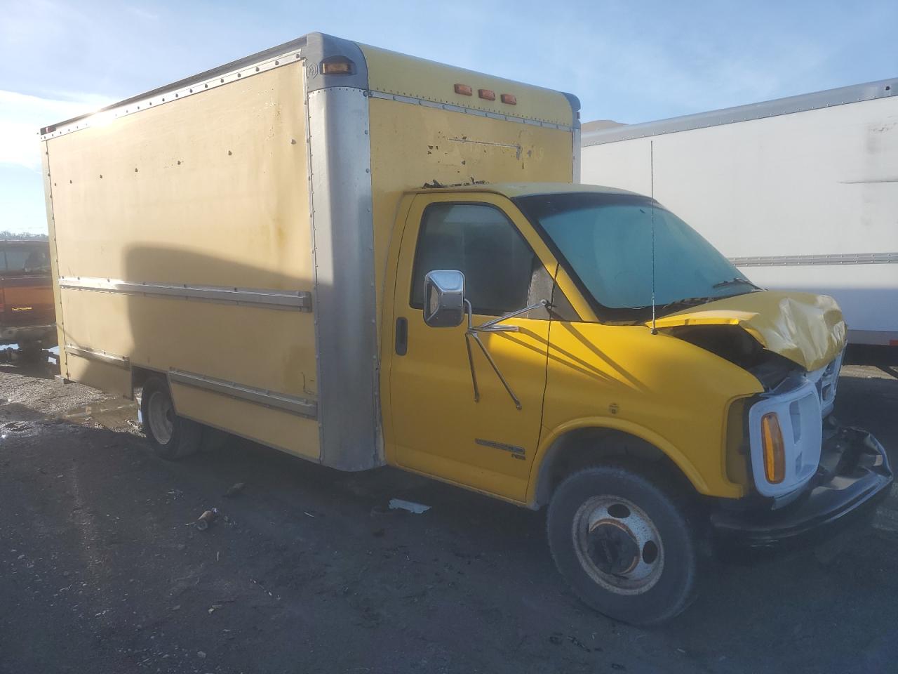 Photo 3 VIN: 1GDHG31R311902484 - GMC SAVANA 