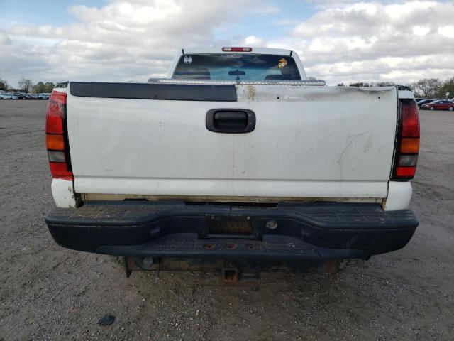 Photo 5 VIN: 1GDHK24205E189551 - GMC SIERRA 