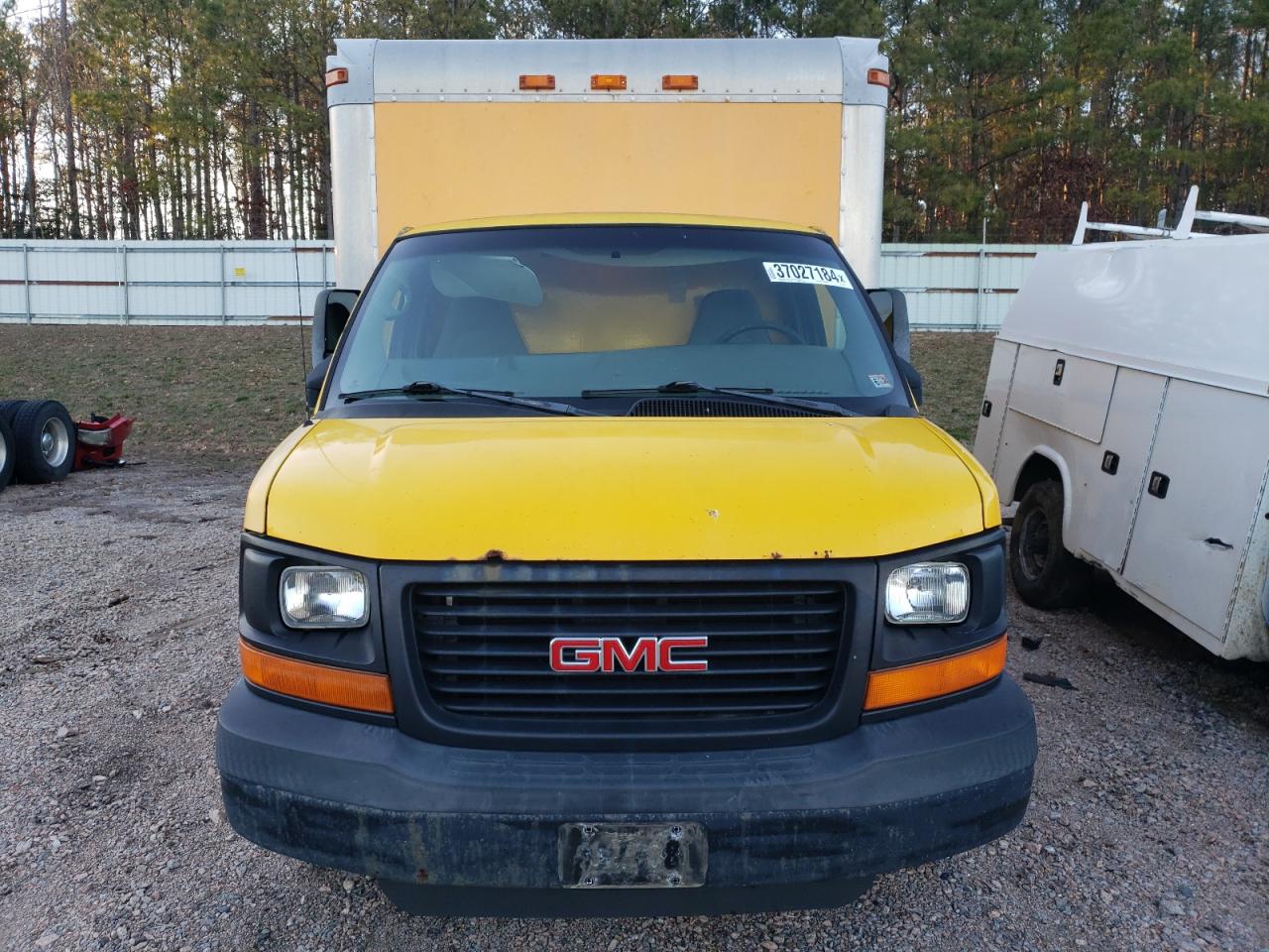 Photo 4 VIN: 1GDJG31K581905756 - GMC SAVANA 