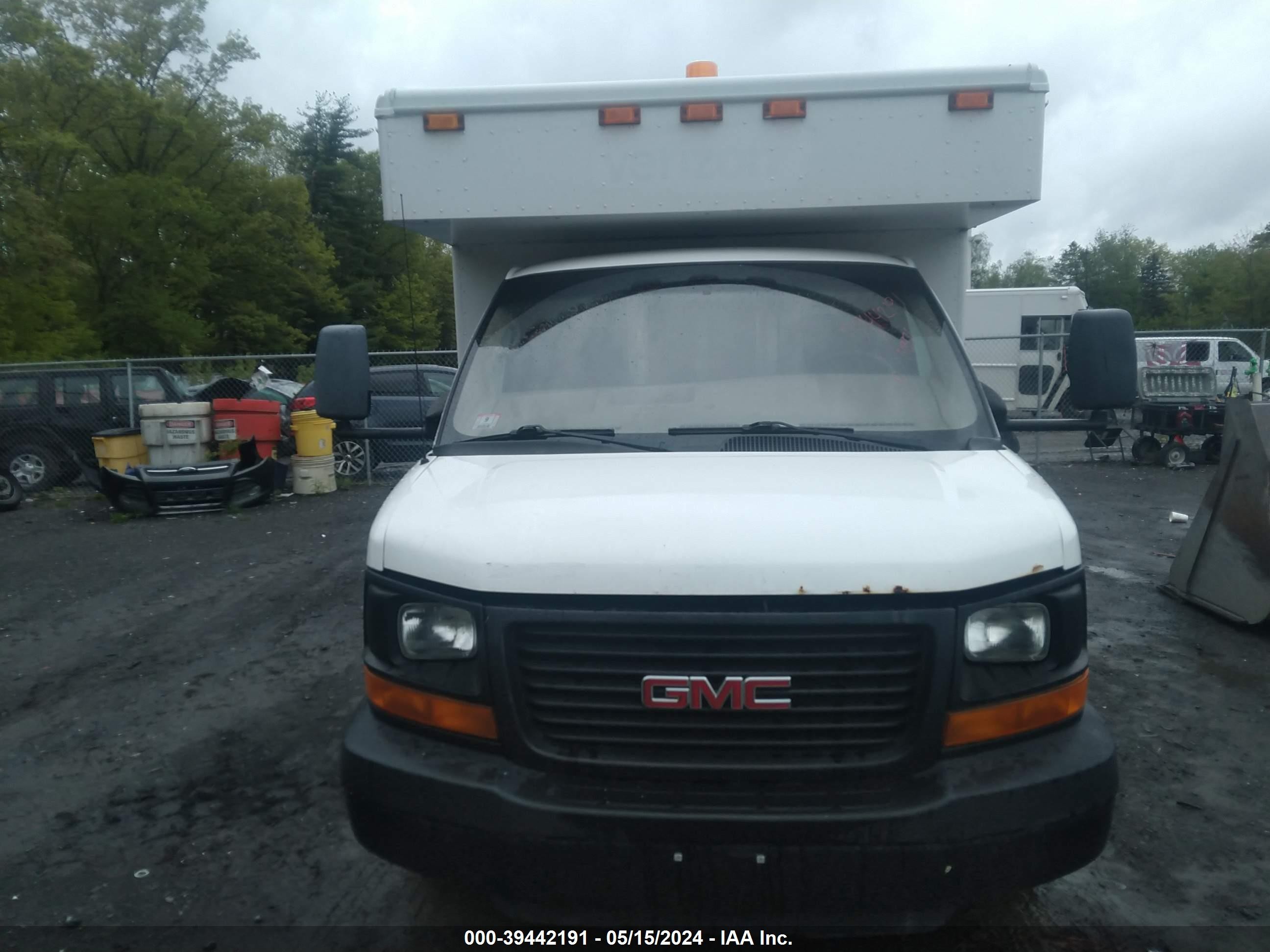 Photo 14 VIN: 1GDJG31K791117904 - GMC NULL 