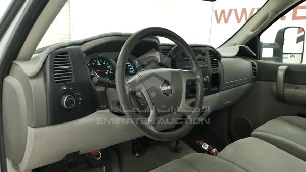 Photo 11 VIN: 1GDJK34K37E571504 - GMC 3500 