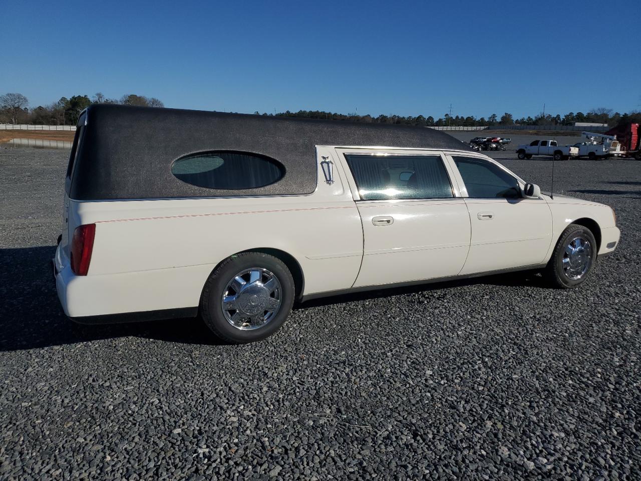 Photo 2 VIN: 1GEEH00Y13U500113 - CADILLAC NULL 