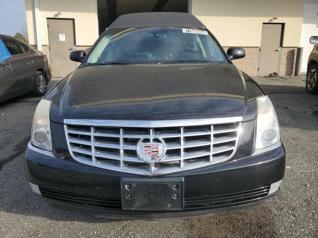 Photo 4 VIN: 1GEEH00Y58U500929 - CADILLAC COMMERCIAL 