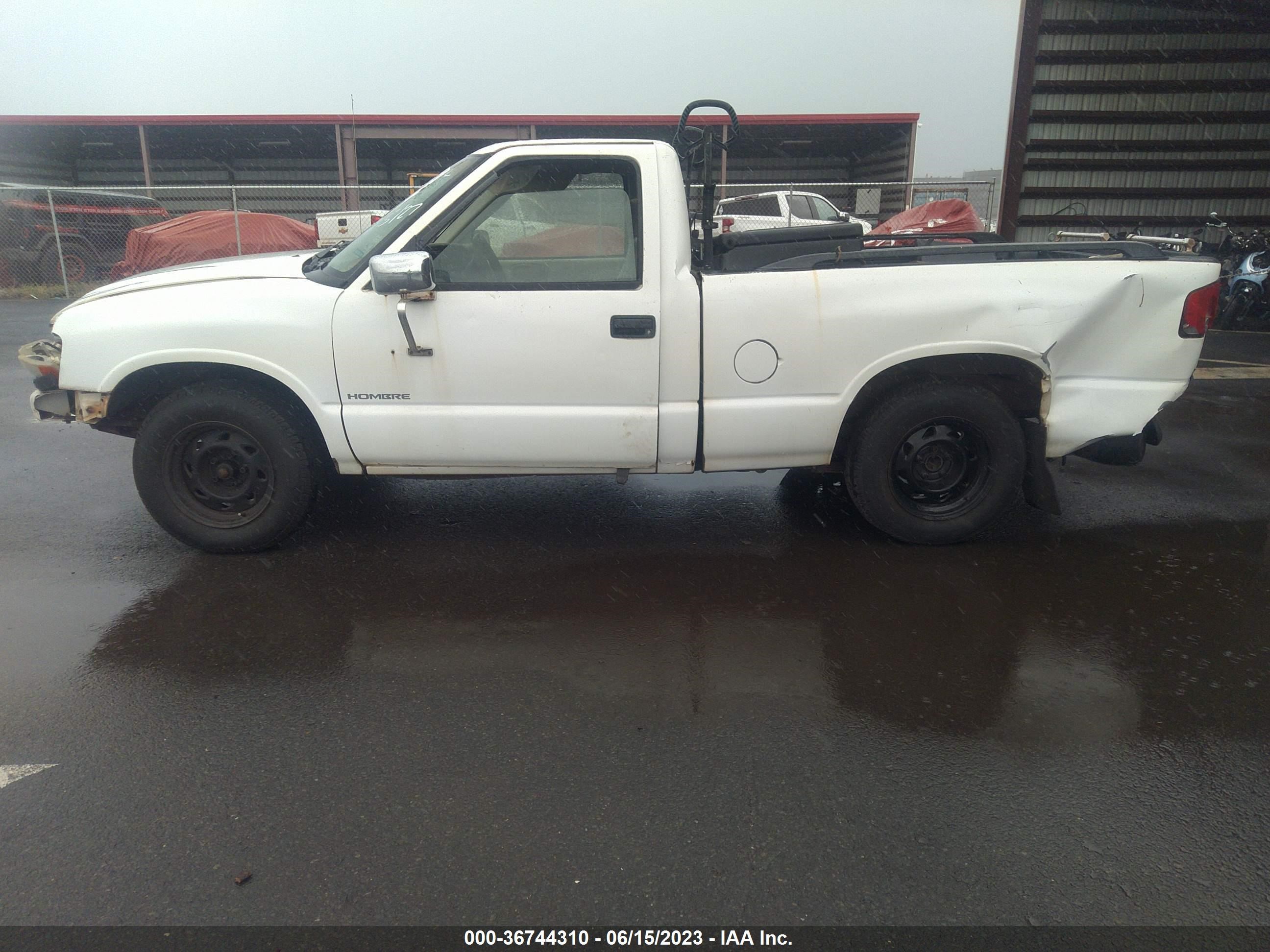 Photo 14 VIN: 1GGCS1442W8655876 - ISUZU HOMBRE 