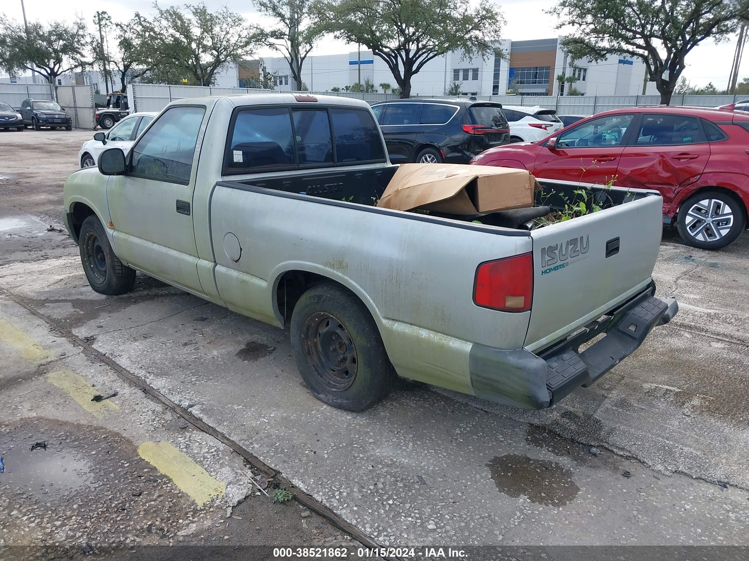 Photo 2 VIN: 1GGCS1449T8707354 - ISUZU HOMBRE 