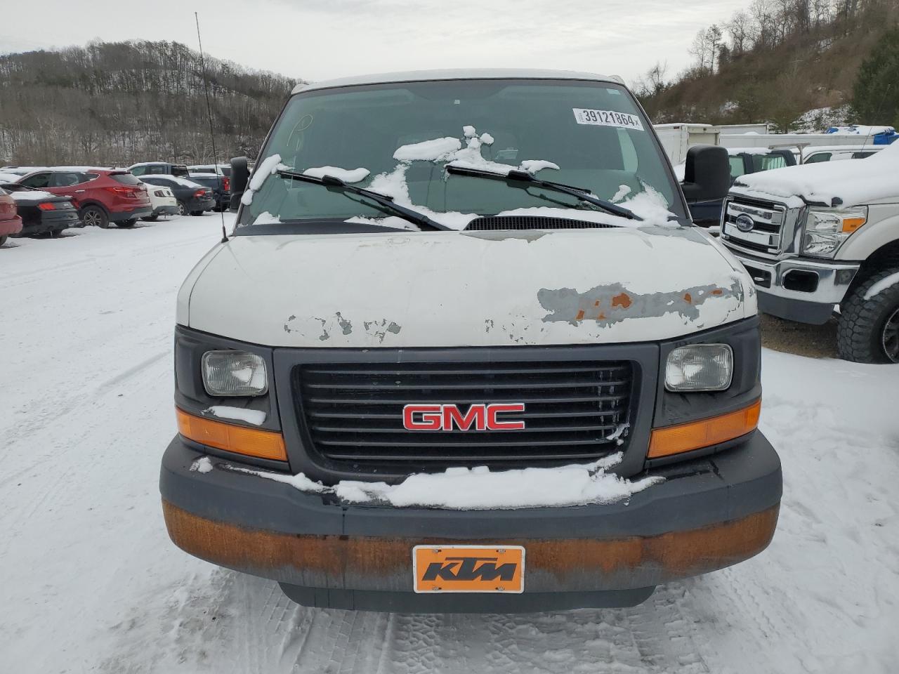 Photo 4 VIN: 1GJW7PFG8B1179851 - GMC SAVANA 