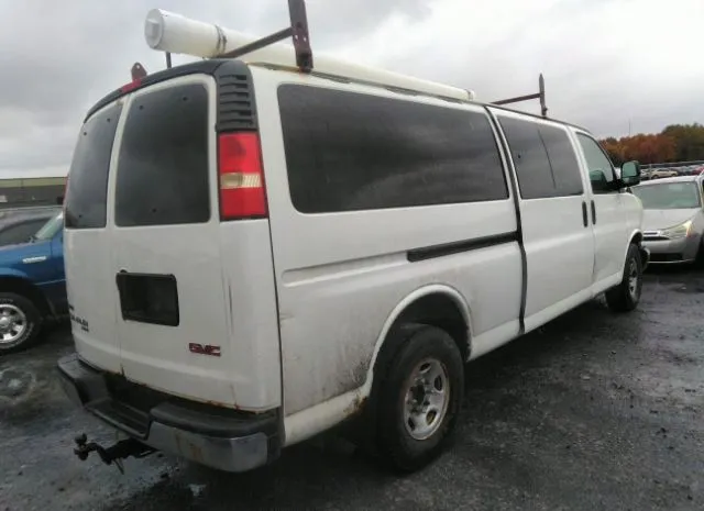 Photo 3 VIN: 1GJZ71FG2B1150730 - GMC SAVANA PASSENGER 