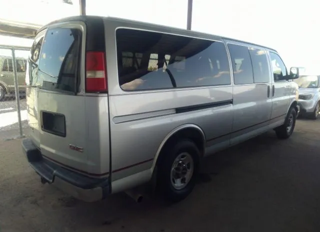 Photo 3 VIN: 1GJZ71FGXC1114446 - GMC SAVANA PASSENGER 