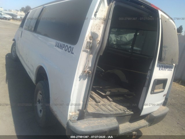 Photo 2 VIN: 1GJZ7ZFG0D1180875 - GMC SAVANA PASSENGER 