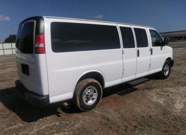 Photo 3 VIN: 1GJZ7ZFG1F1253173 - GMC SAVANA PASSENGER 