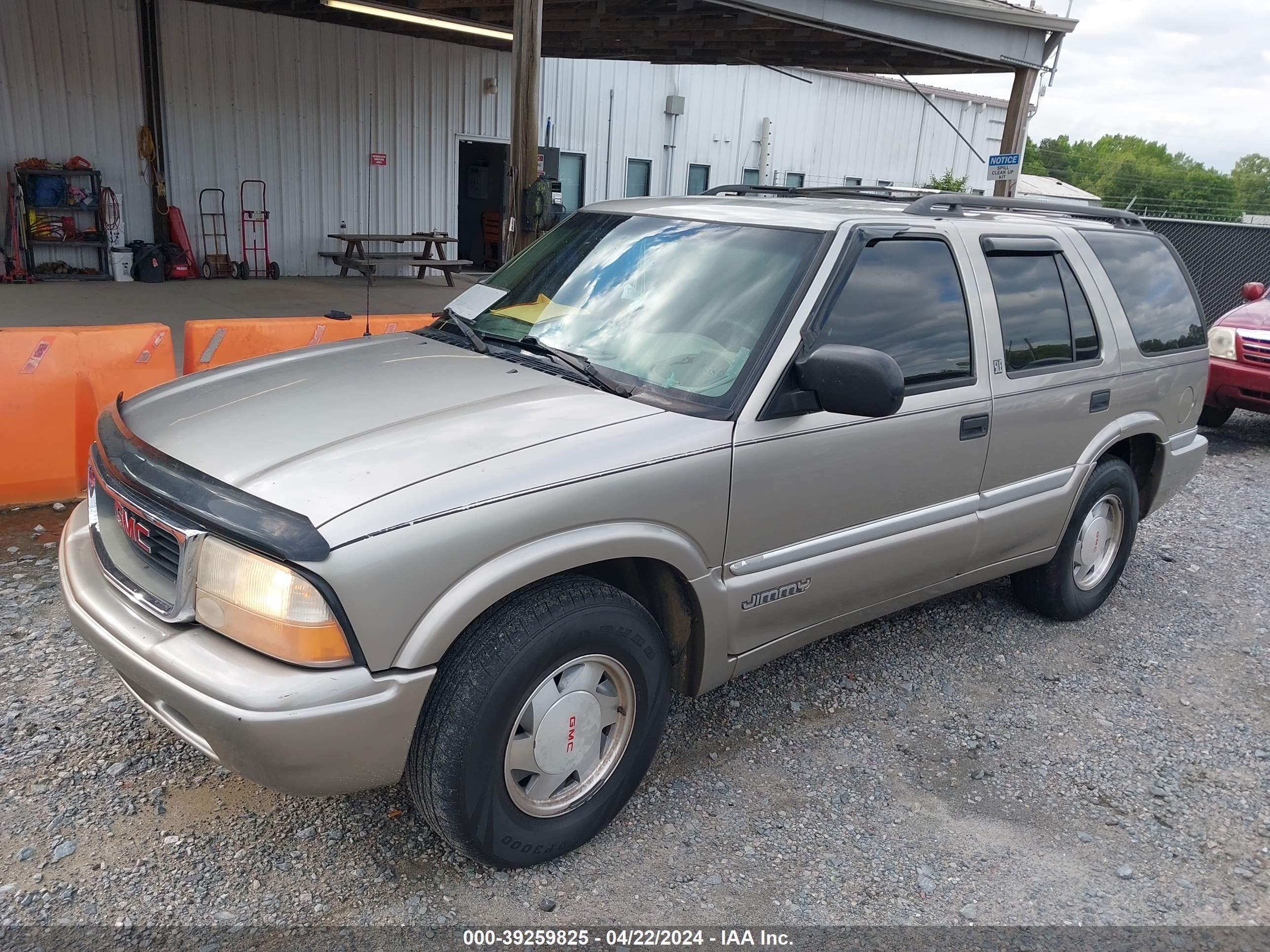 Photo 1 VIN: 1GKCS13W1Y2264295 - GMC JIMMY 