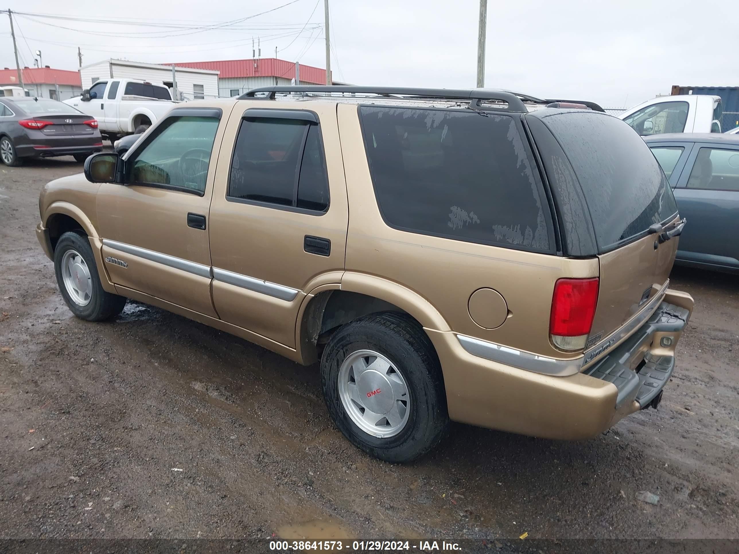 Photo 2 VIN: 1GKCS13W3X2506924 - GMC JIMMY 