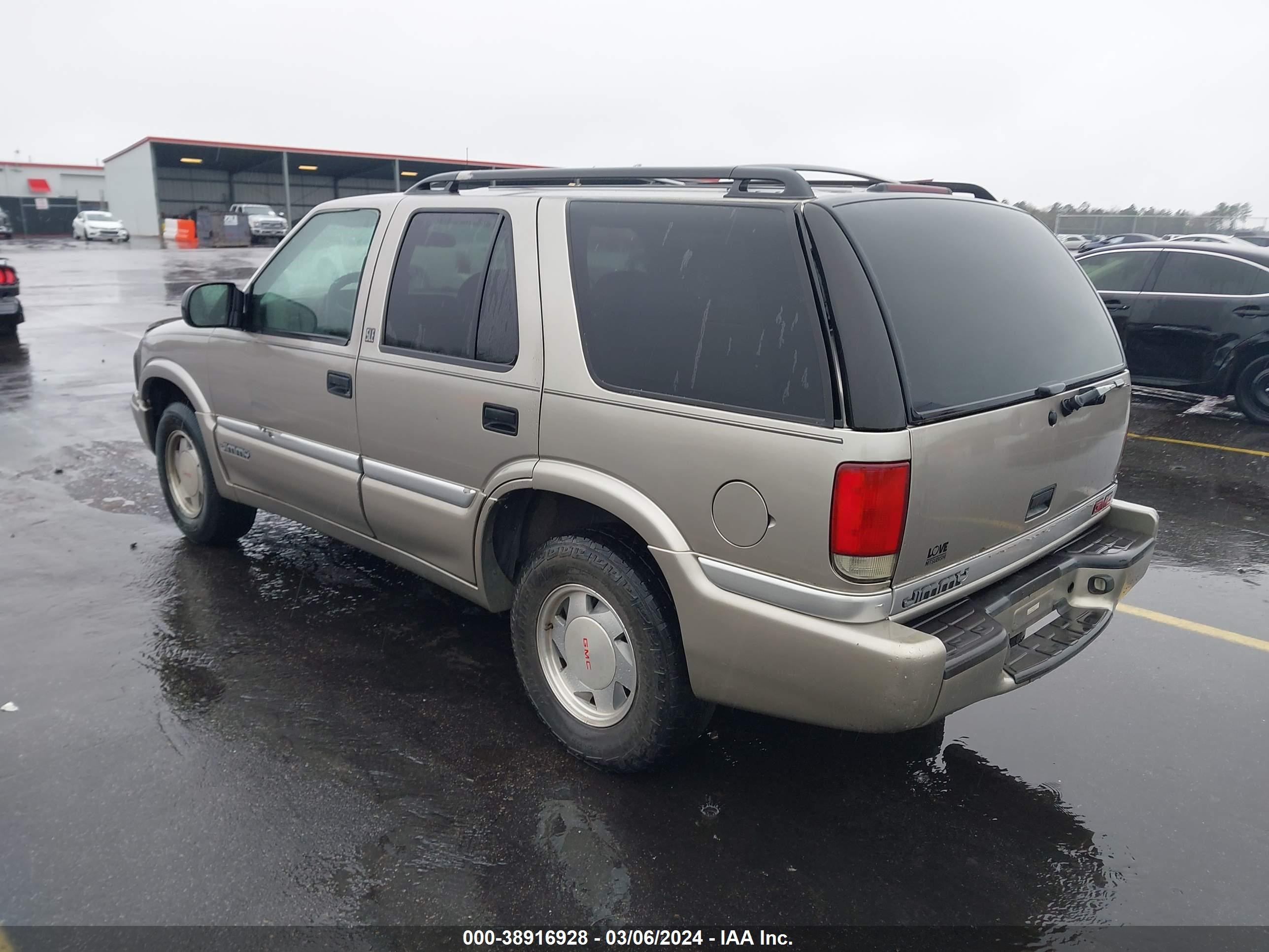 Photo 2 VIN: 1GKCS13W612180902 - GMC JIMMY 