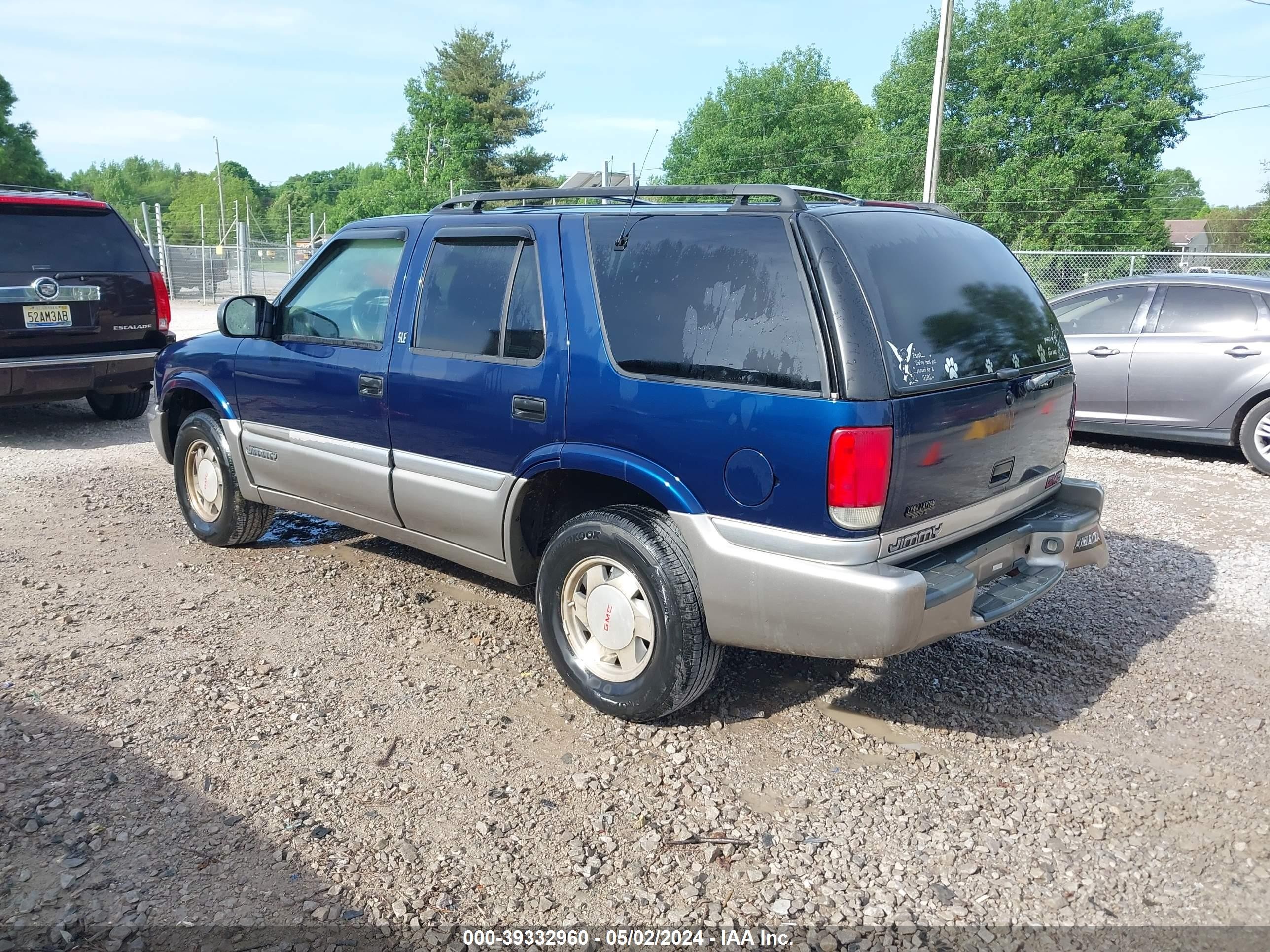 Photo 2 VIN: 1GKCS13W7X2532605 - GMC JIMMY 