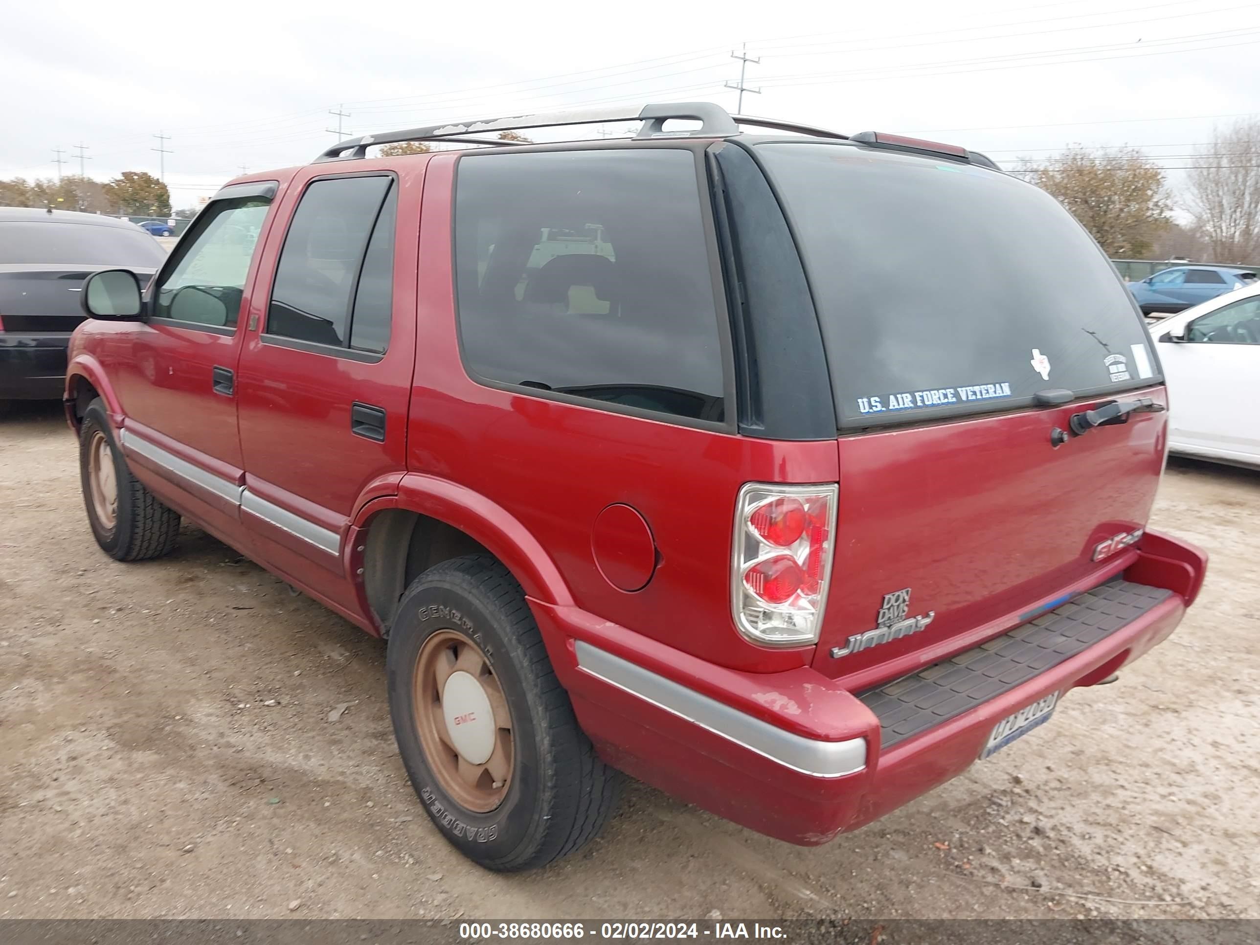 Photo 2 VIN: 1GKCS13W8T2523194 - GMC JIMMY 