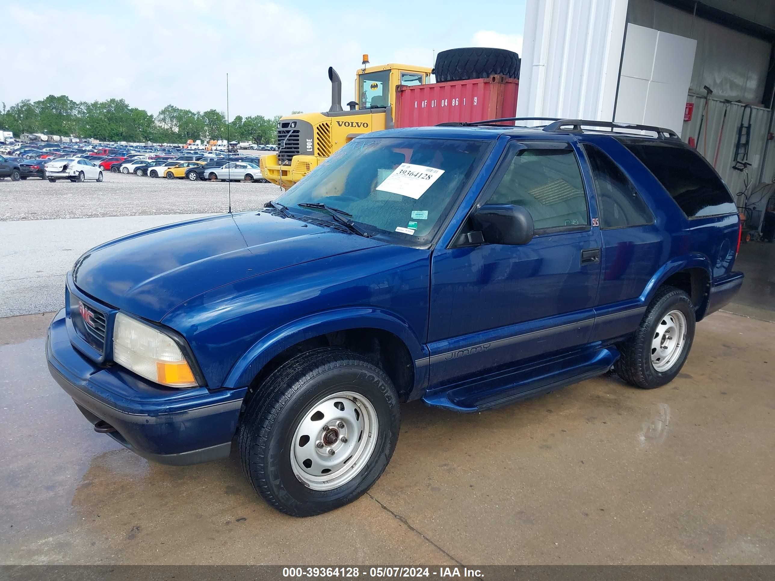 Photo 1 VIN: 1GKCT18W0XK520057 - GMC JIMMY 