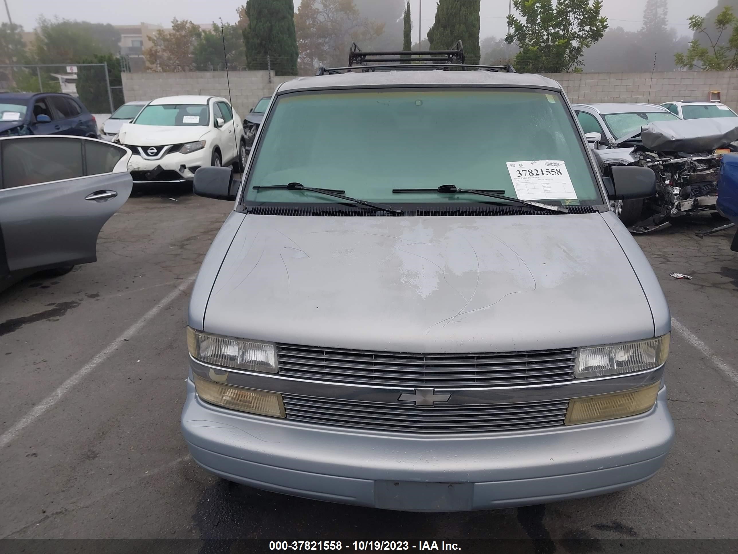 Photo 11 VIN: 1GKDM19W4VB539921 - GMC SAFARI 