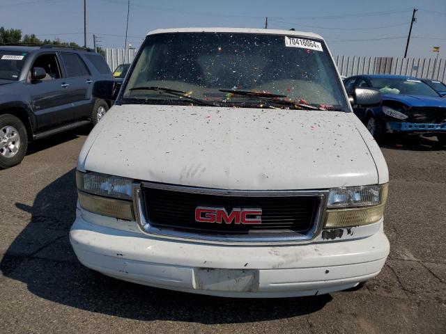 Photo 4 VIN: 1GKDM19W6XB506843 - GMC SAFARI XT 