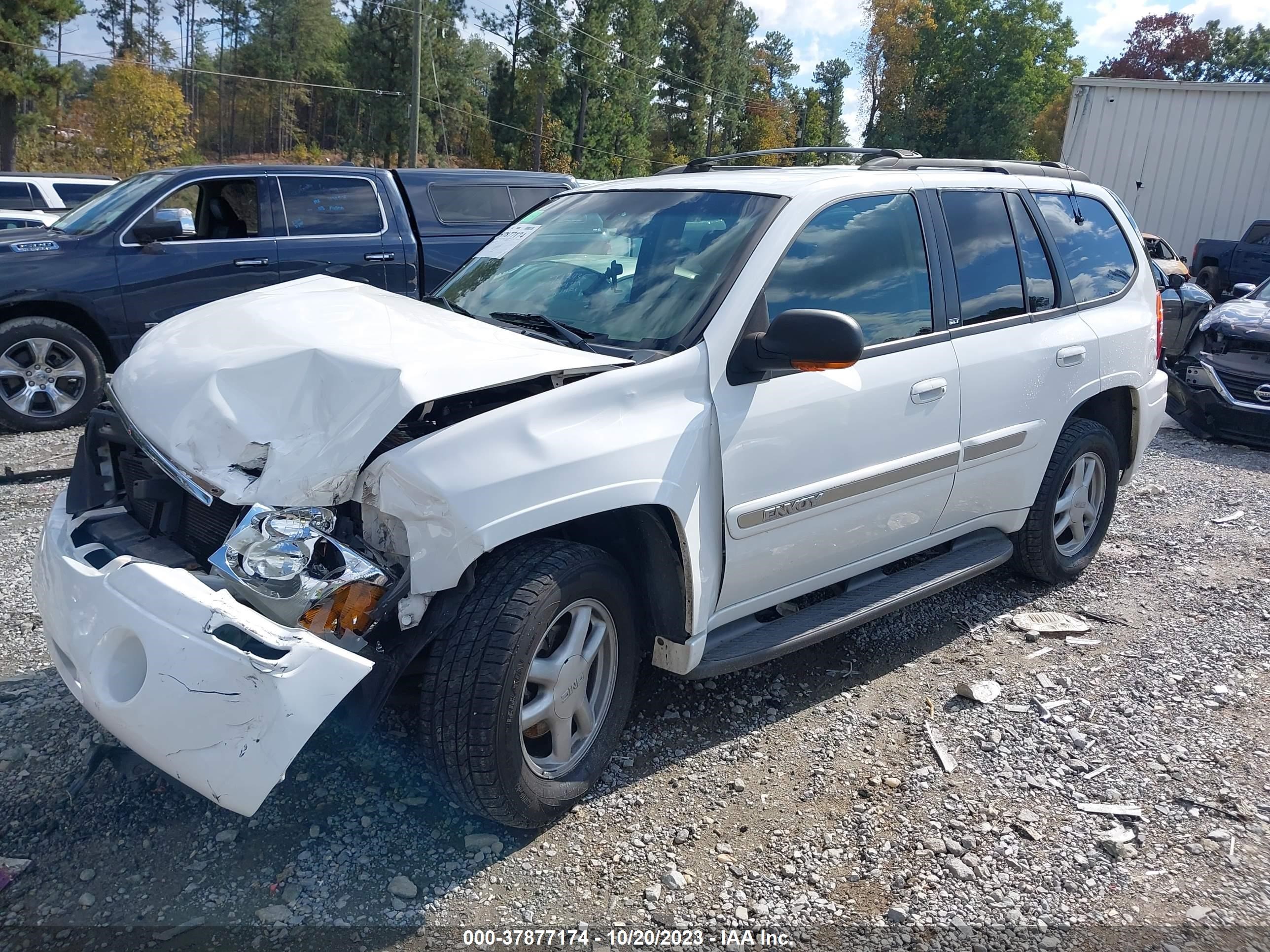 Photo 1 VIN: 1GKDS13S032143929 - GMC ENVOY 