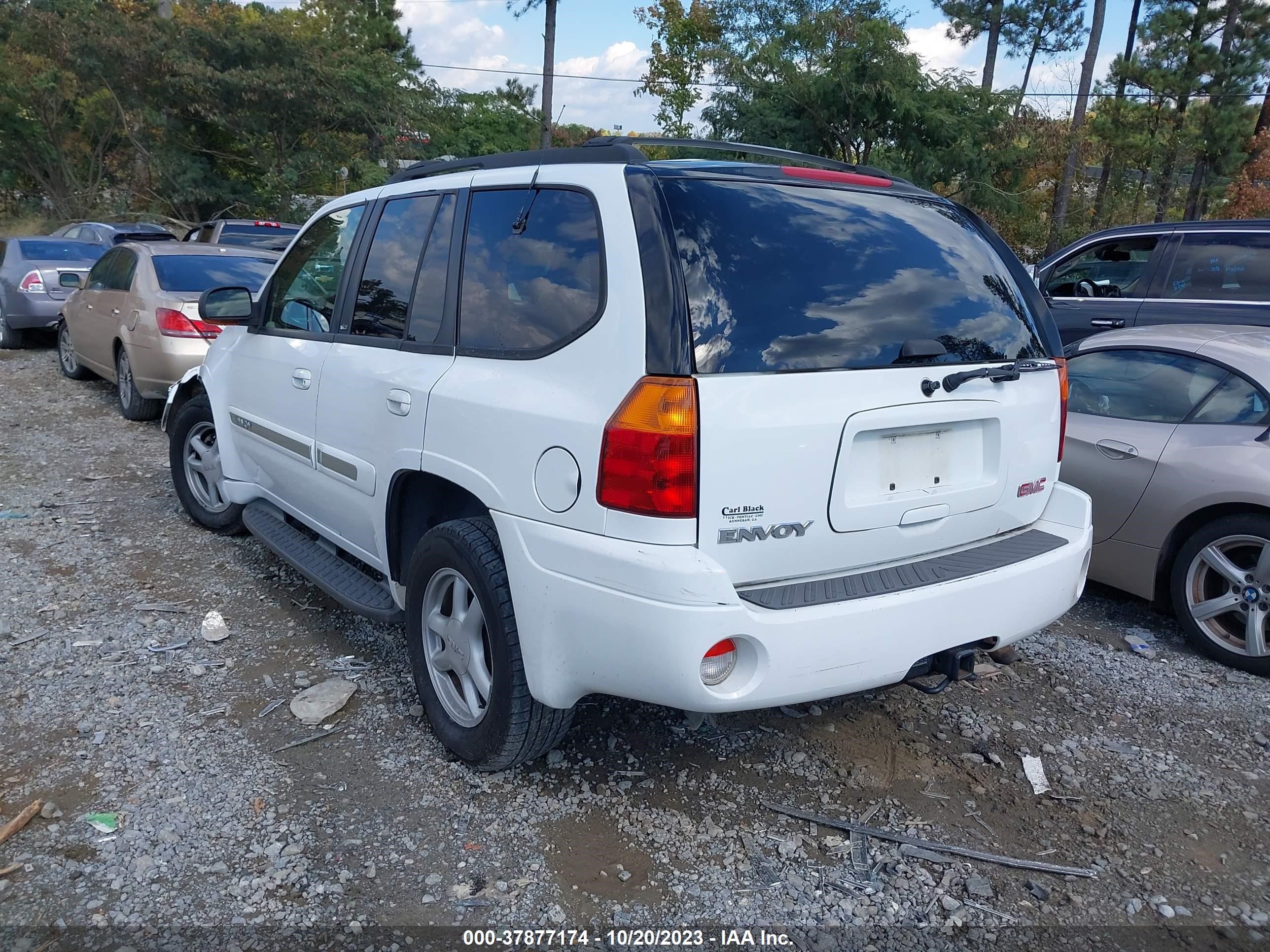 Photo 2 VIN: 1GKDS13S032143929 - GMC ENVOY 