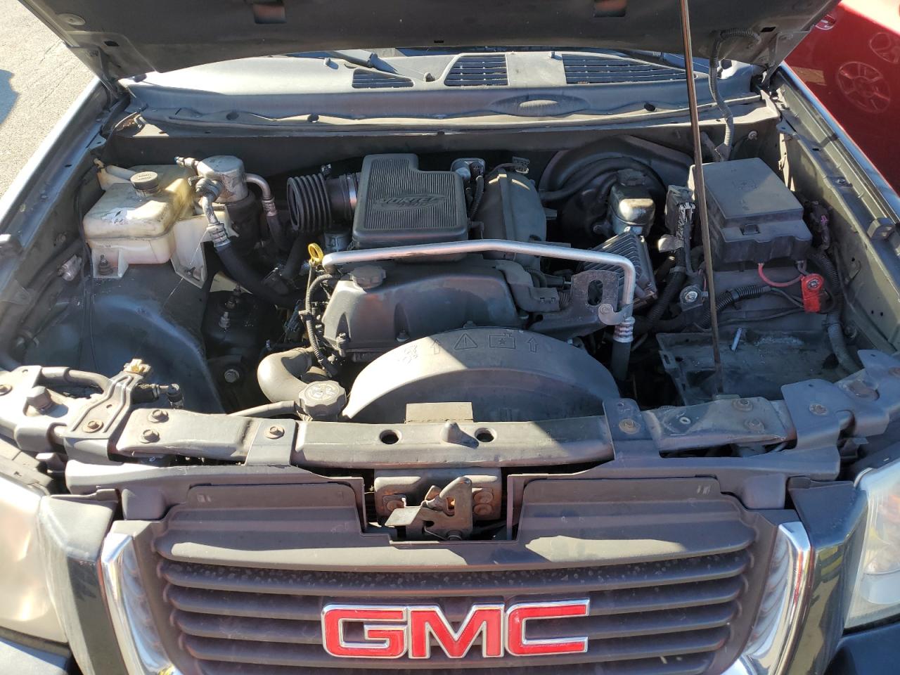 Photo 11 VIN: 1GKDS13S042145682 - GMC ENVOY 