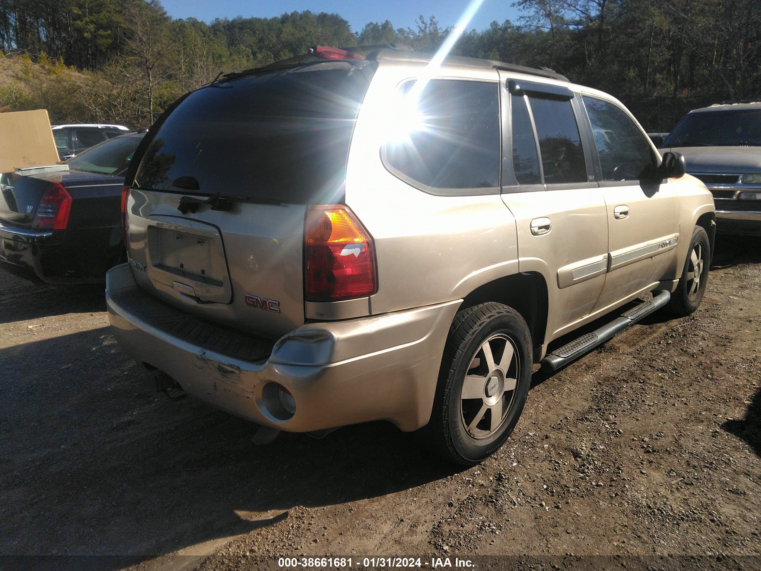 Photo 3 VIN: 1GKDS13S042410522 - GMC ENVOY 