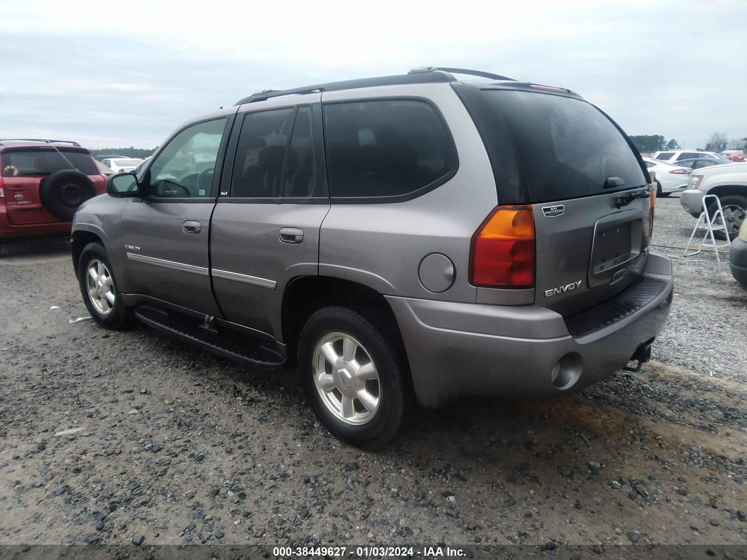 Photo 2 VIN: 1GKDS13S062200764 - GMC ENVOY 