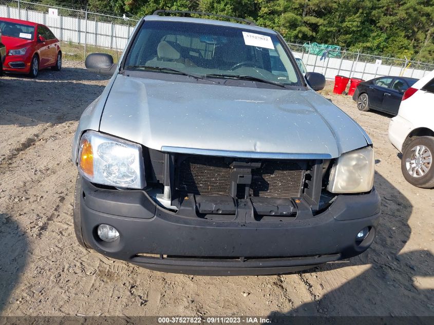 Photo 5 VIN: 1GKDS13S182220363 - GMC ENVOY 