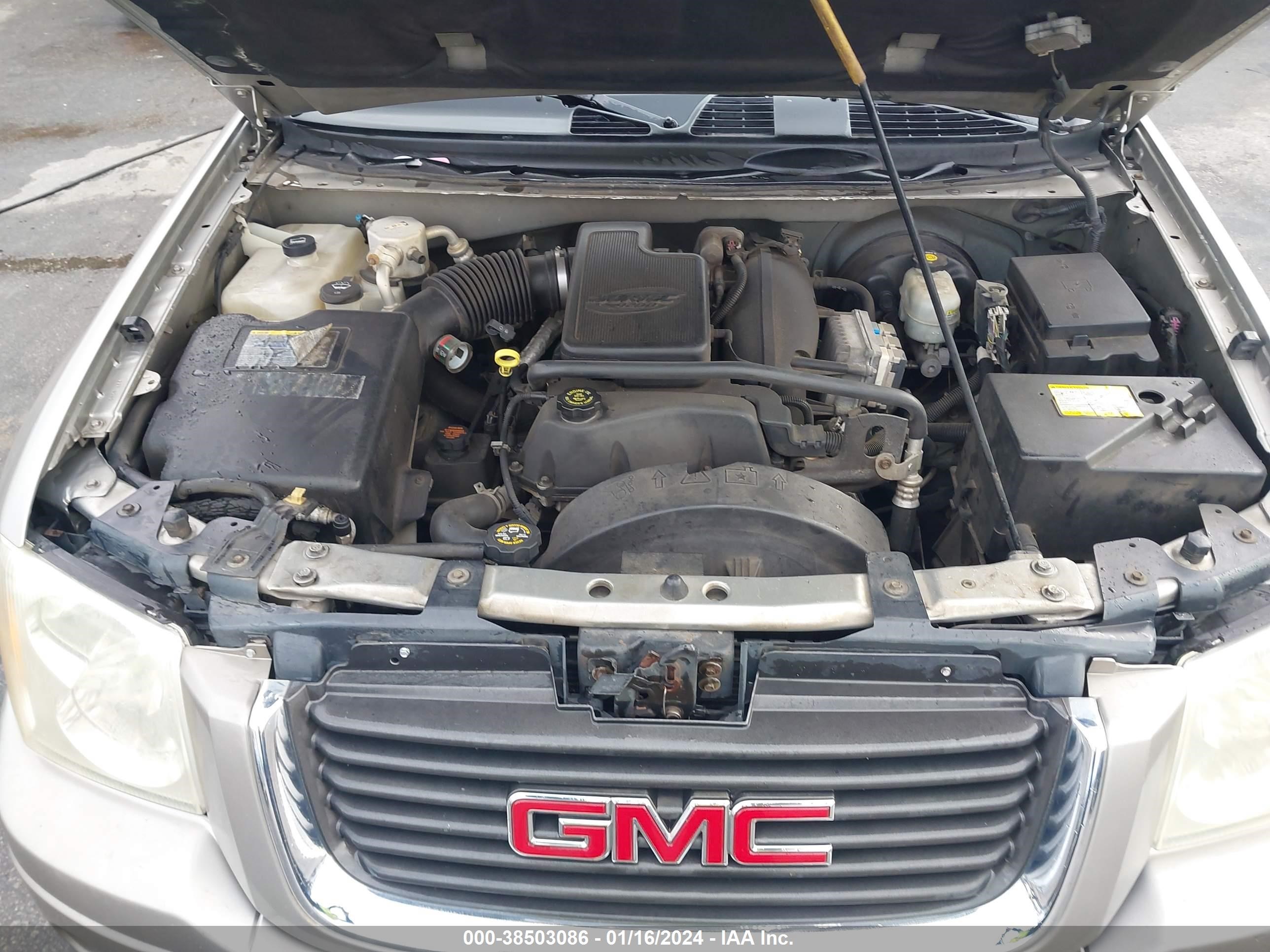 Photo 9 VIN: 1GKDS13S222506780 - GMC ENVOY 