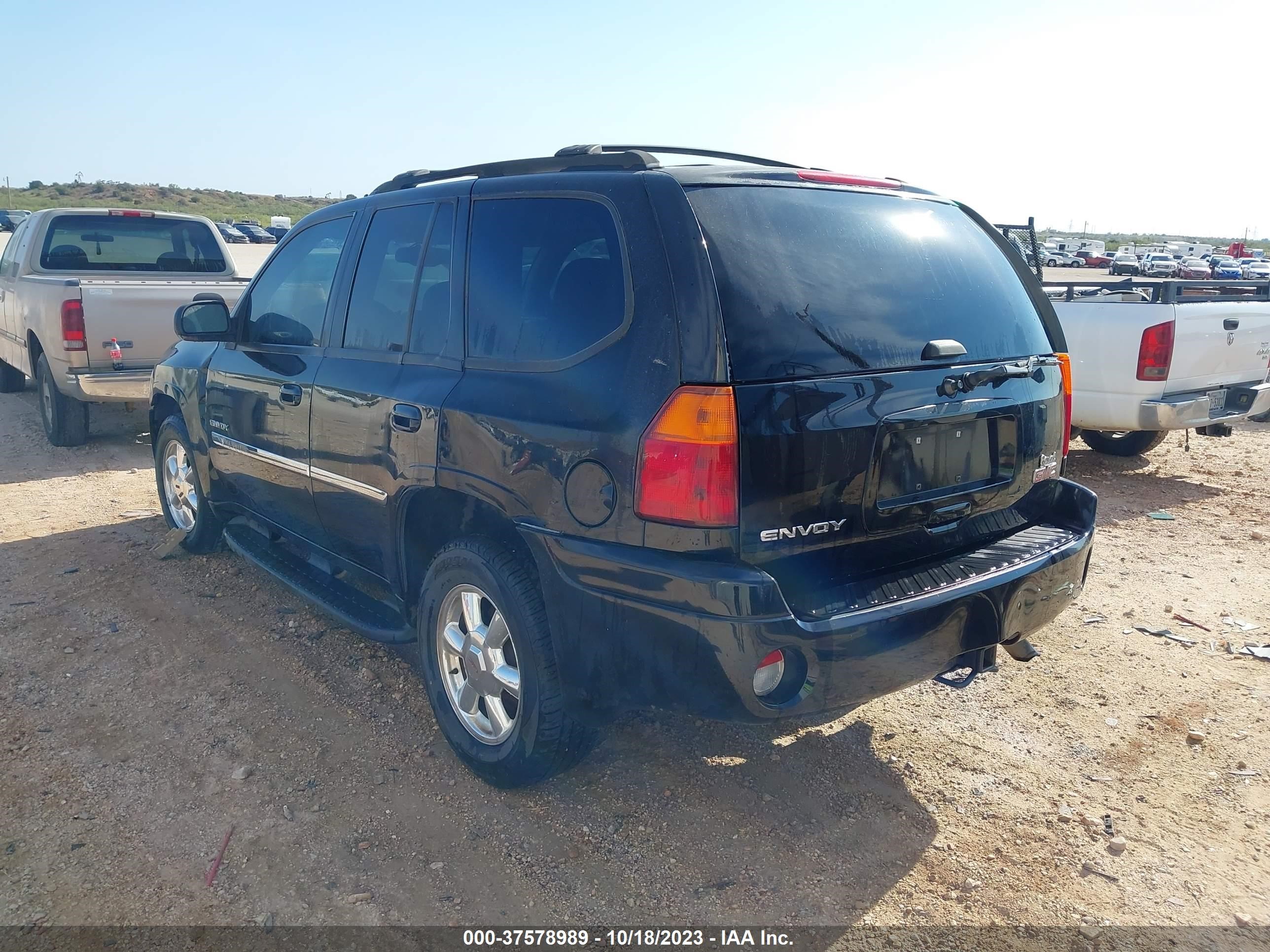 Photo 2 VIN: 1GKDS13S262230459 - GMC ENVOY 