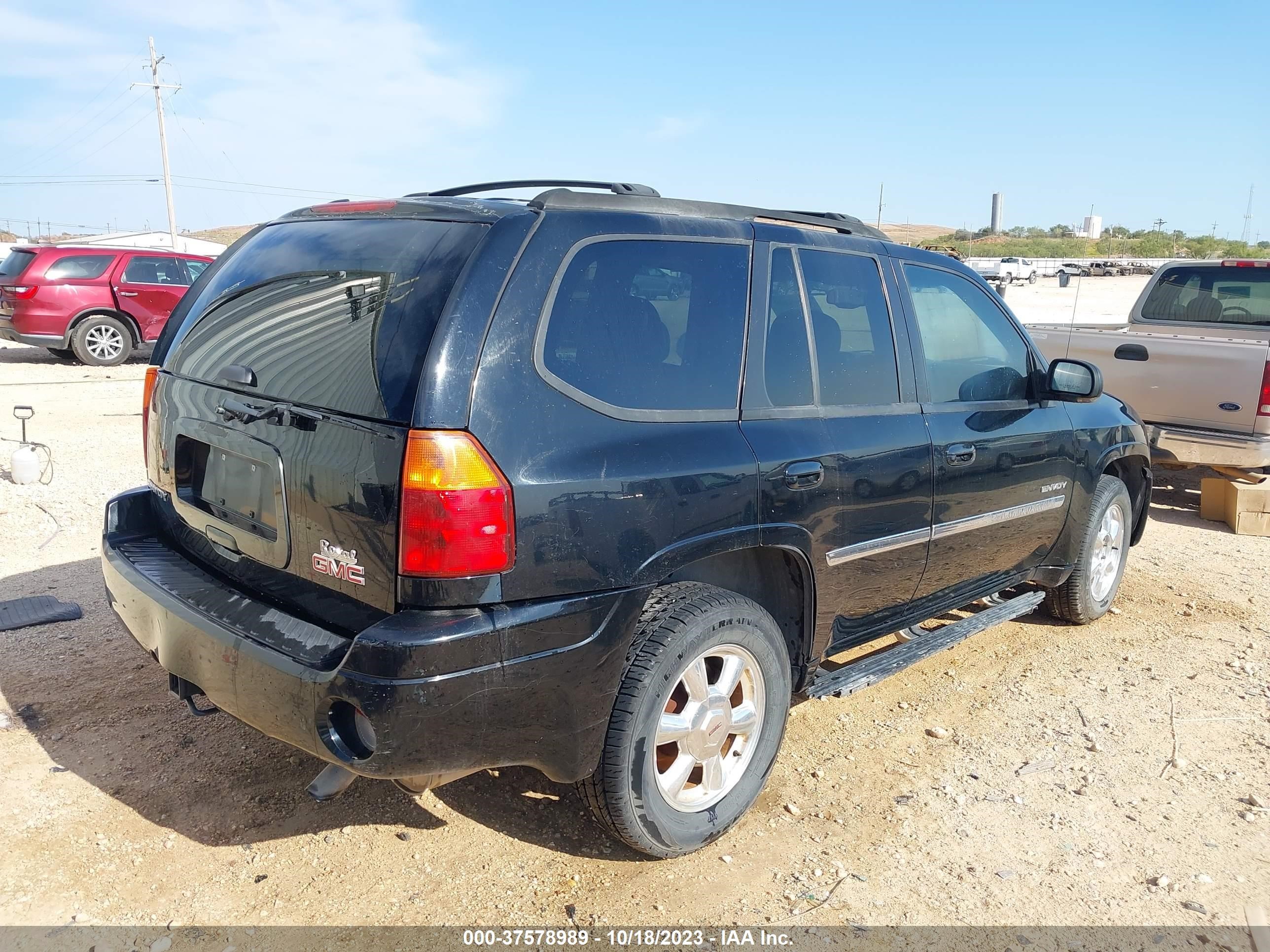 Photo 3 VIN: 1GKDS13S262230459 - GMC ENVOY 