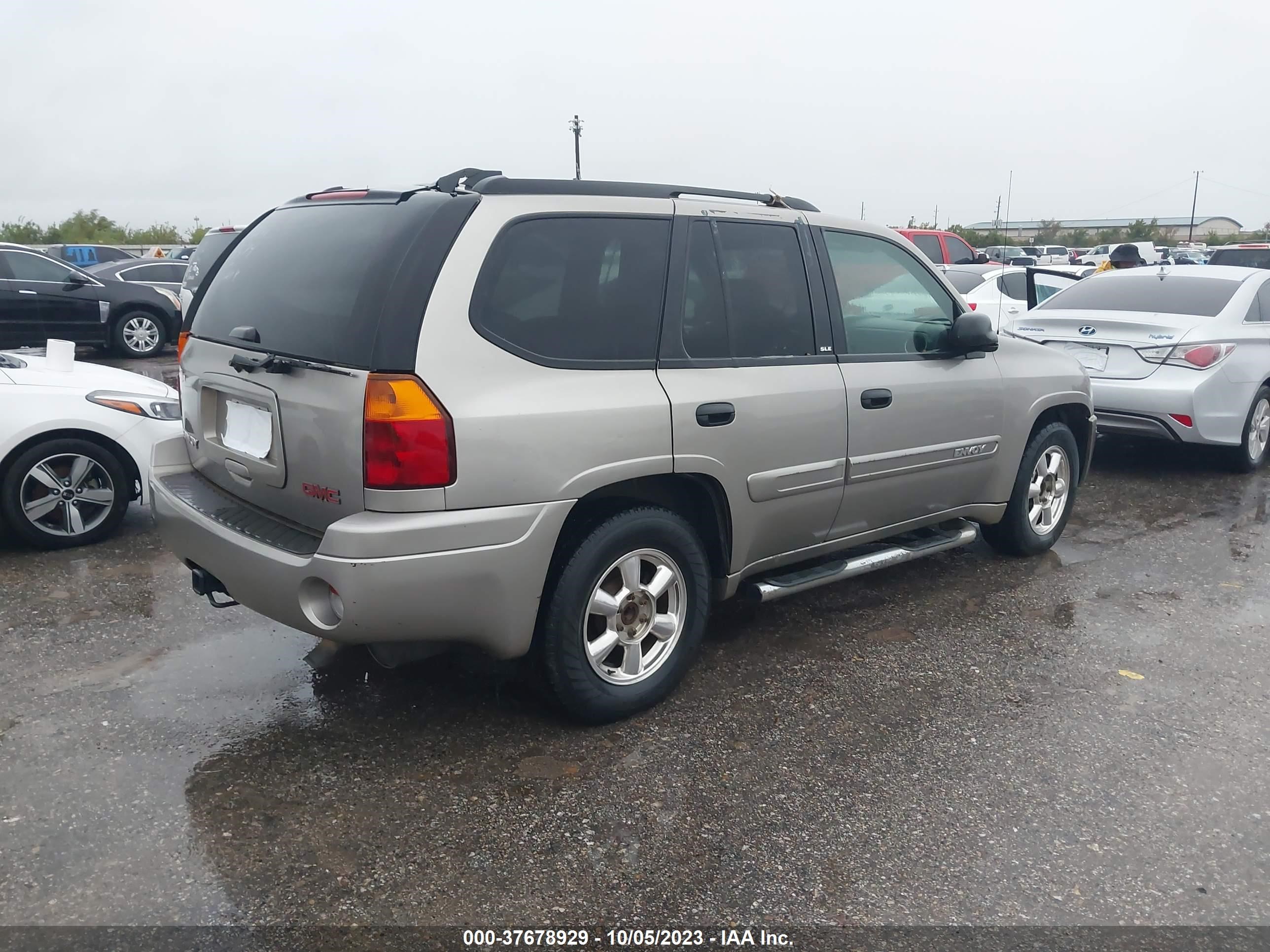 Photo 3 VIN: 1GKDS13S332115574 - GMC ENVOY 