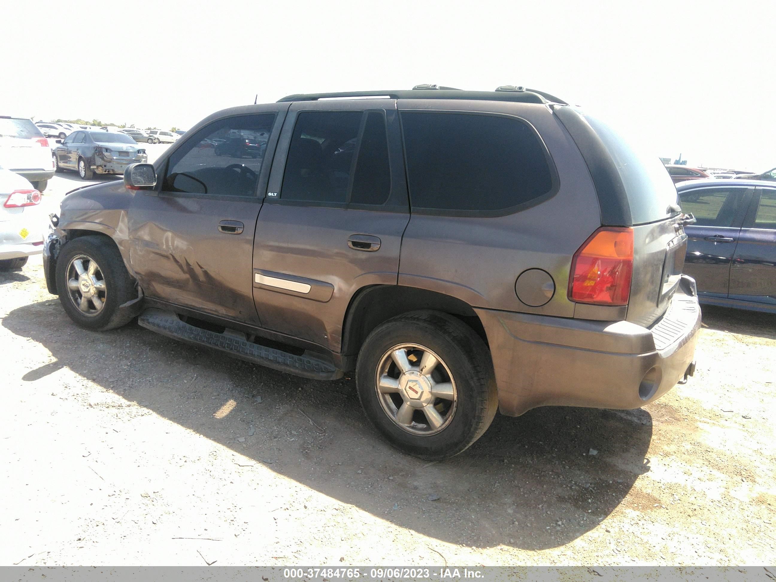 Photo 2 VIN: 1GKDS13S342118234 - GMC ENVOY 